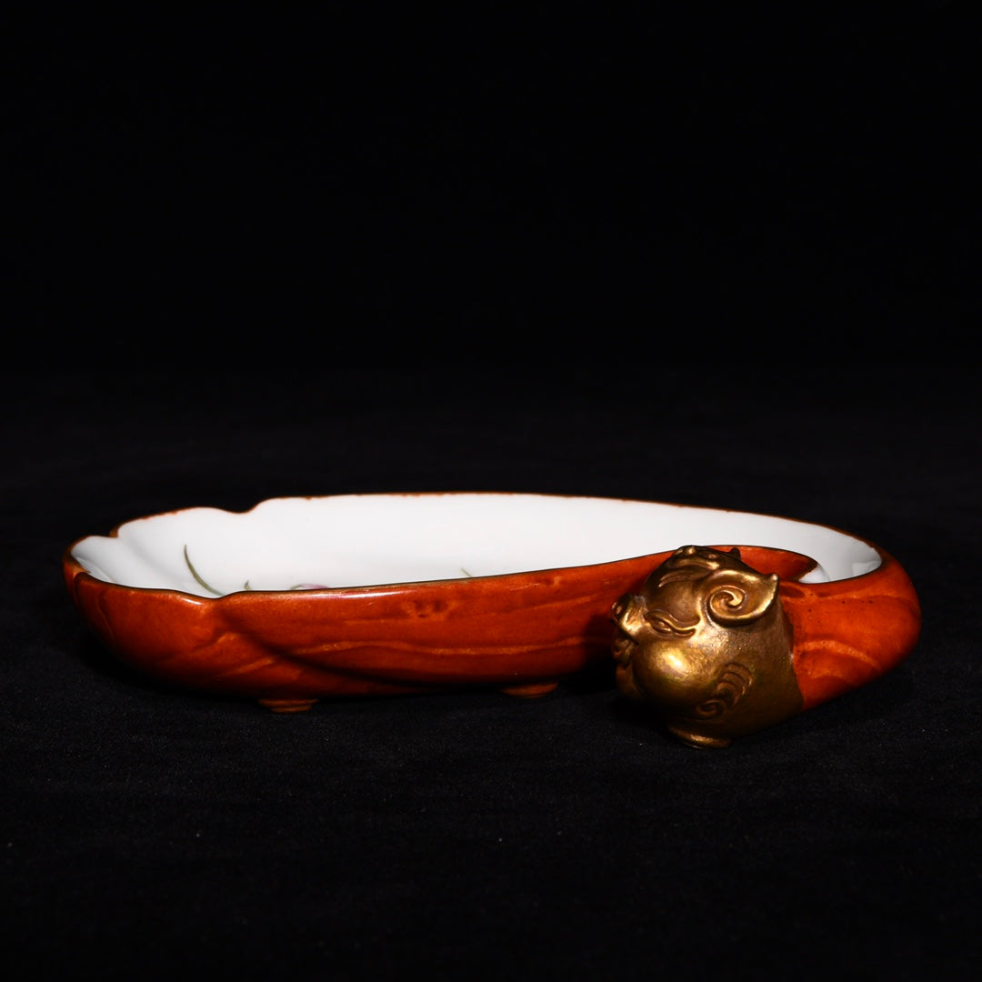 A0977 A Pair Chinese Qing Dynasty Gilt Edge Famille Rose Fortune Pig Porcelain Brush Washer