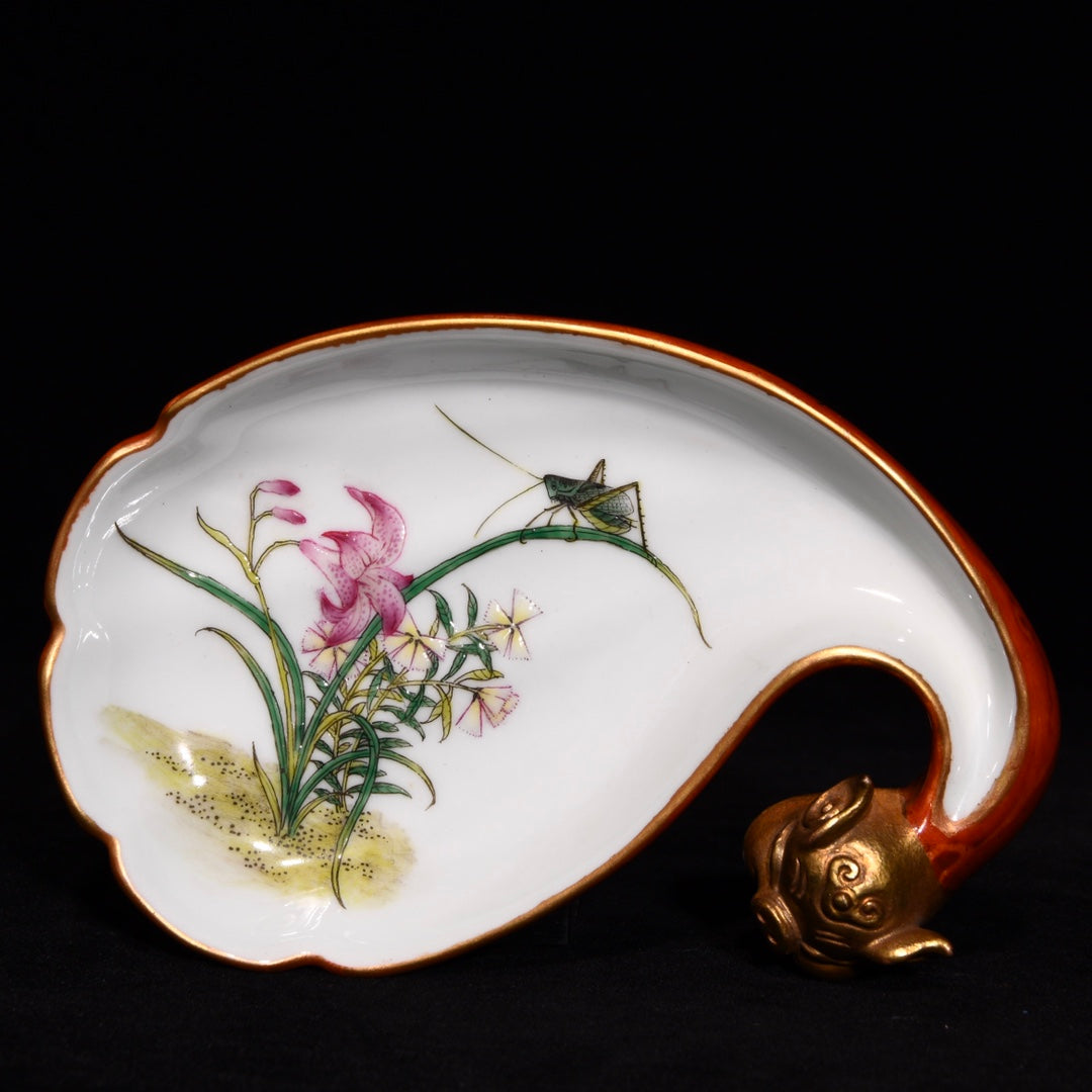 A0977 A Pair Chinese Qing Dynasty Gilt Edge Famille Rose Fortune Pig Porcelain Brush Washer