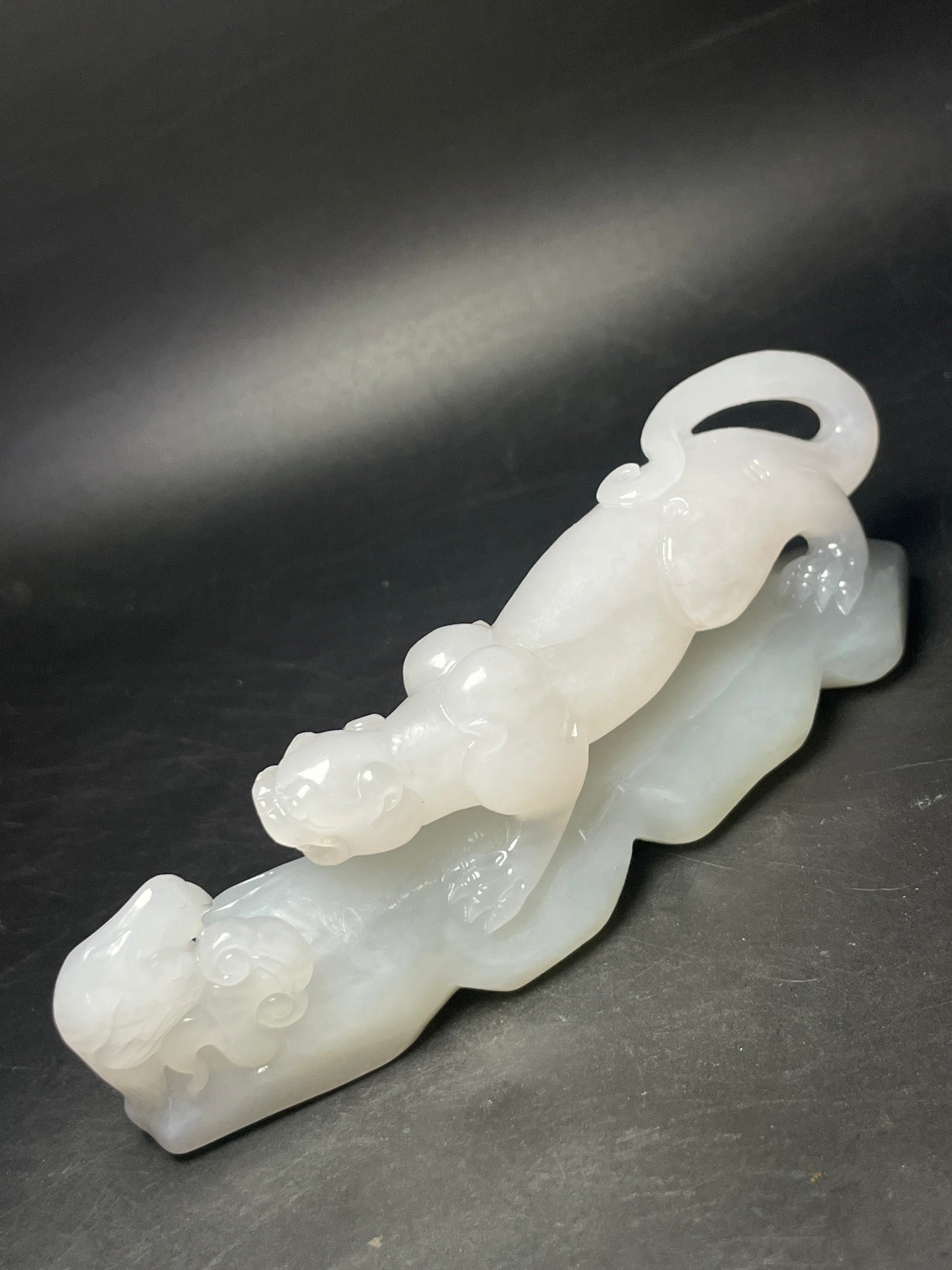 A0980 Superb Chinese White Hetian Jade Carved Chi Dragon Statue
