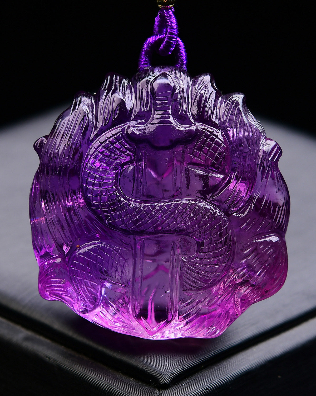 A0992 Exquisite Amethyst Carved Nine-tailed Fox Pendant