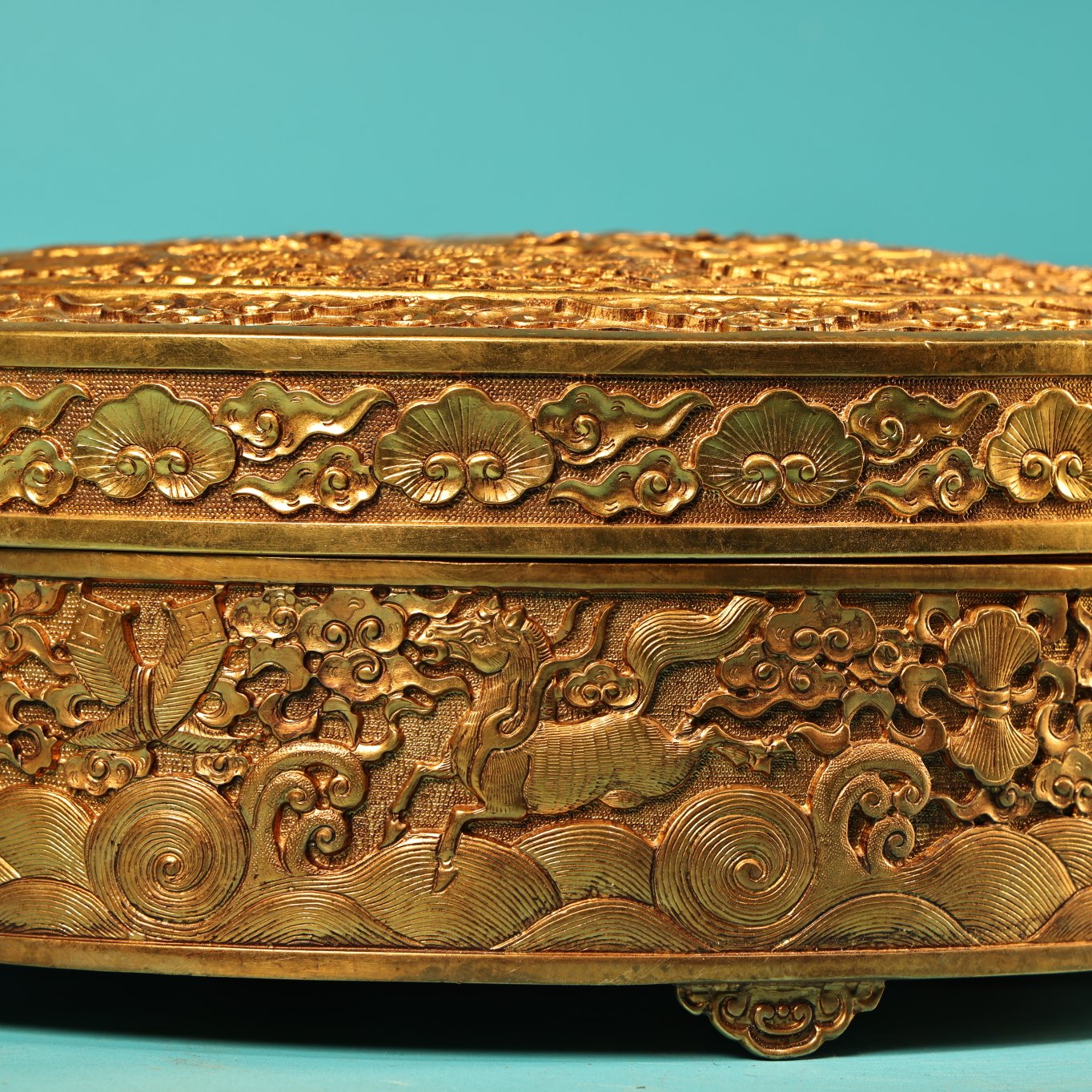 A0998 Vintage Chinese Gilt Gold Copper Low Relief Nine Dragon Jewellery Box