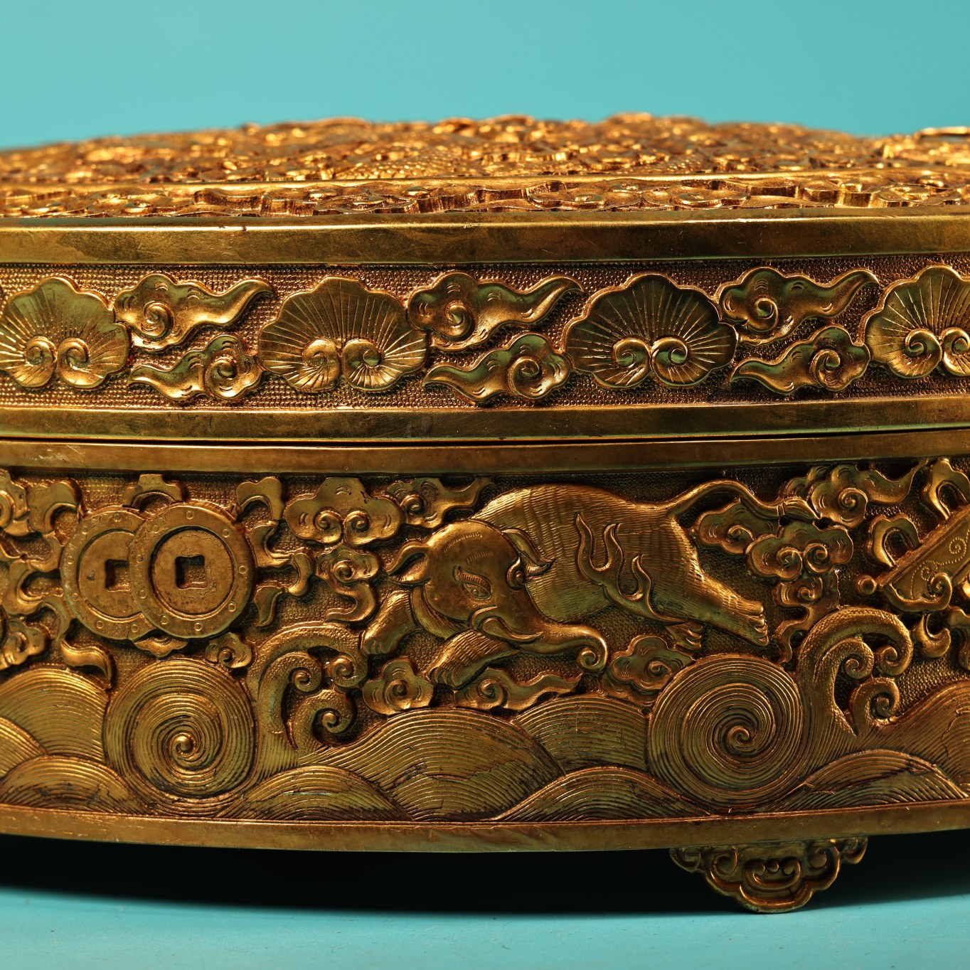 A0998 Vintage Chinese Gilt Gold Copper Low Relief Nine Dragon Jewellery Box