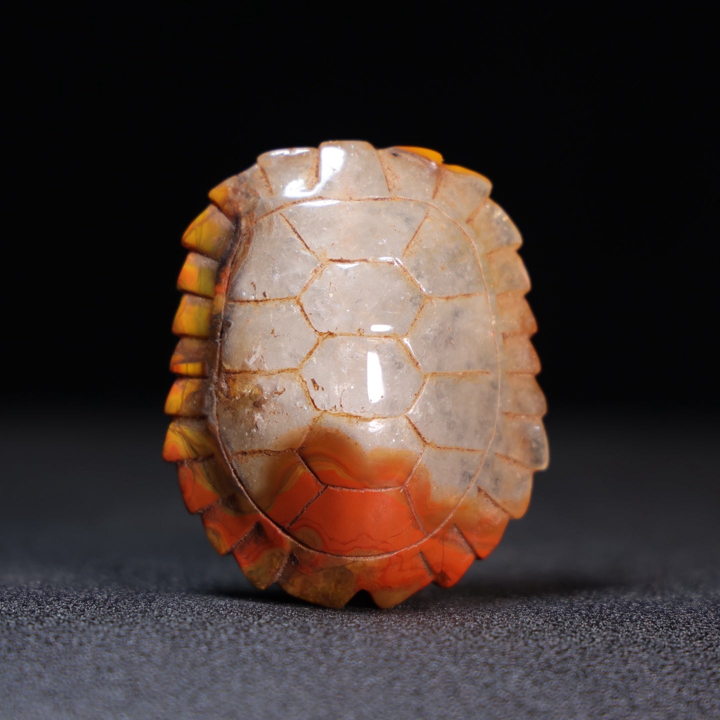 A1009 Vintage Chinese Zhan Guo Hong Agate Carved Turtle Shell Pendant