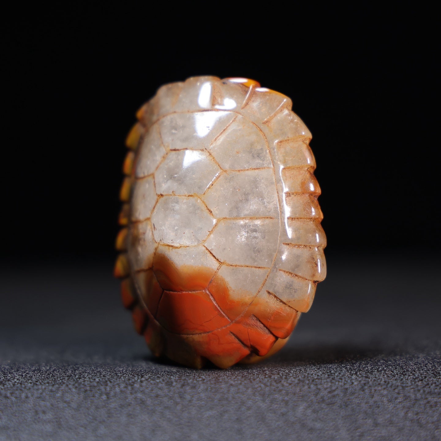A1009 Vintage Chinese Zhan Guo Hong Agate Carved Turtle Shell Pendant