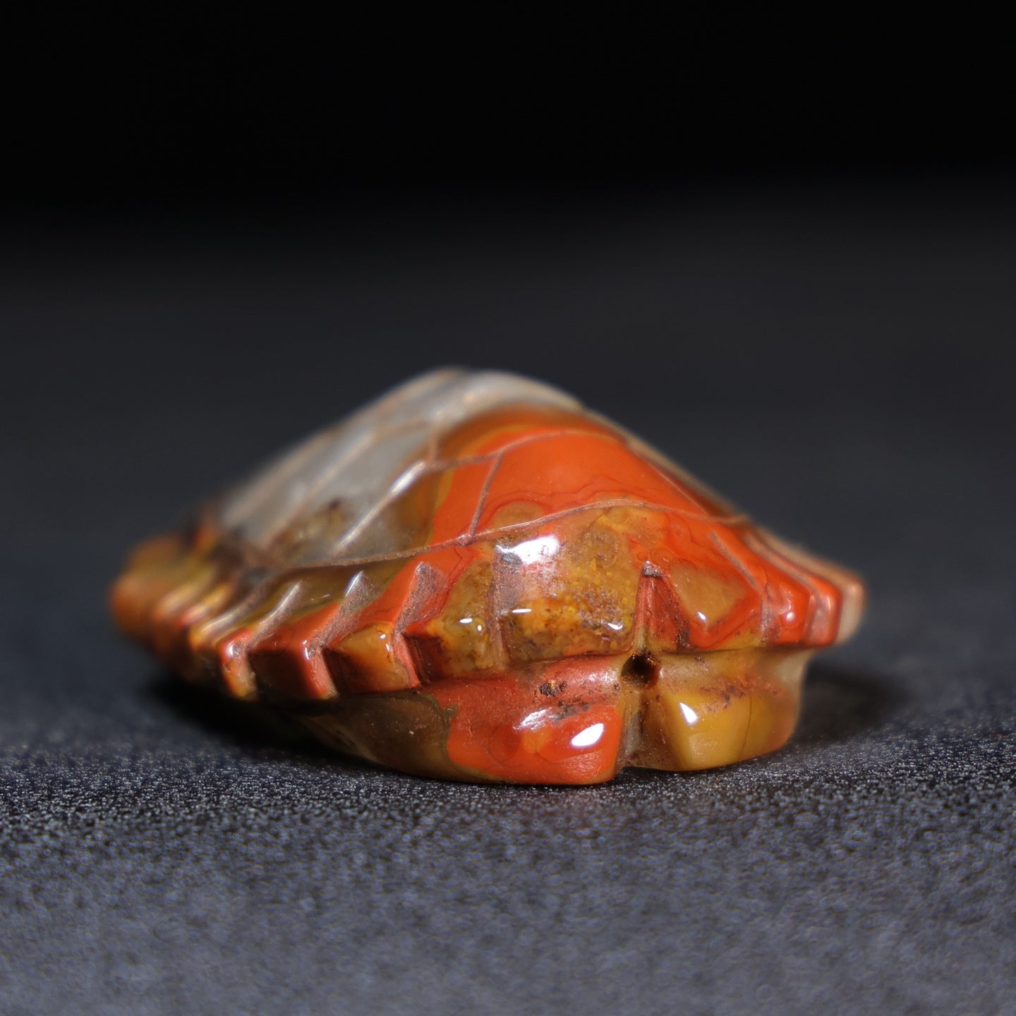 A1009 Vintage Chinese Zhan Guo Hong Agate Carved Turtle Shell Pendant