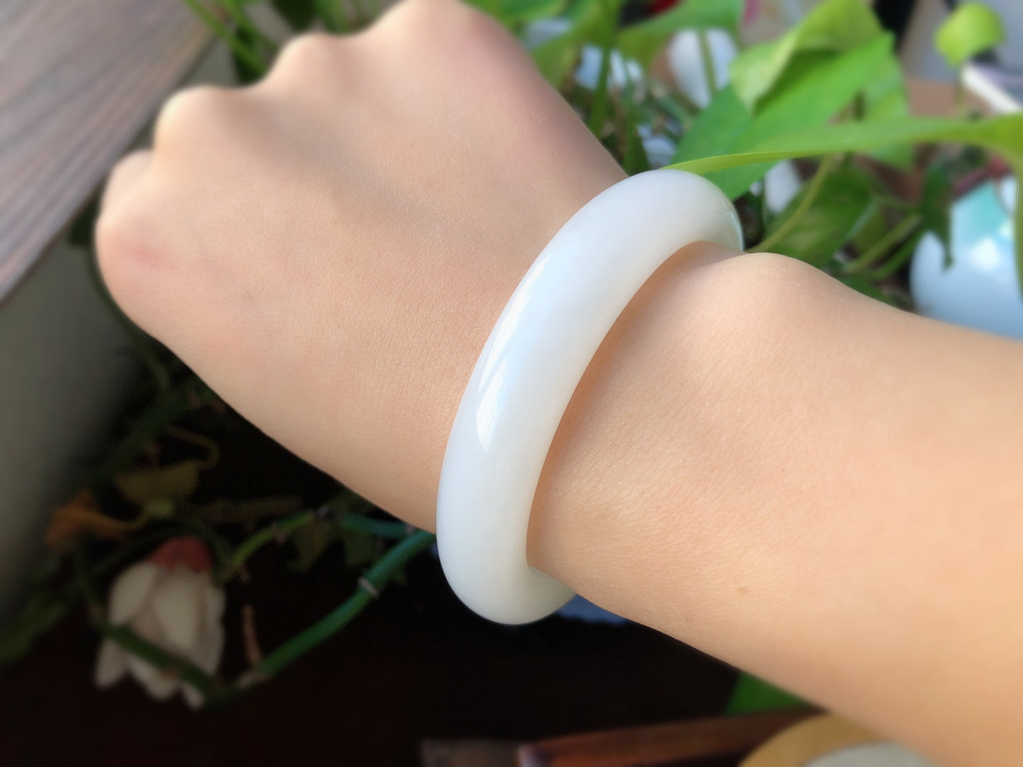 A1017 Inside Diameter 53.8 MM Chinese Hetian Jade Bracelet