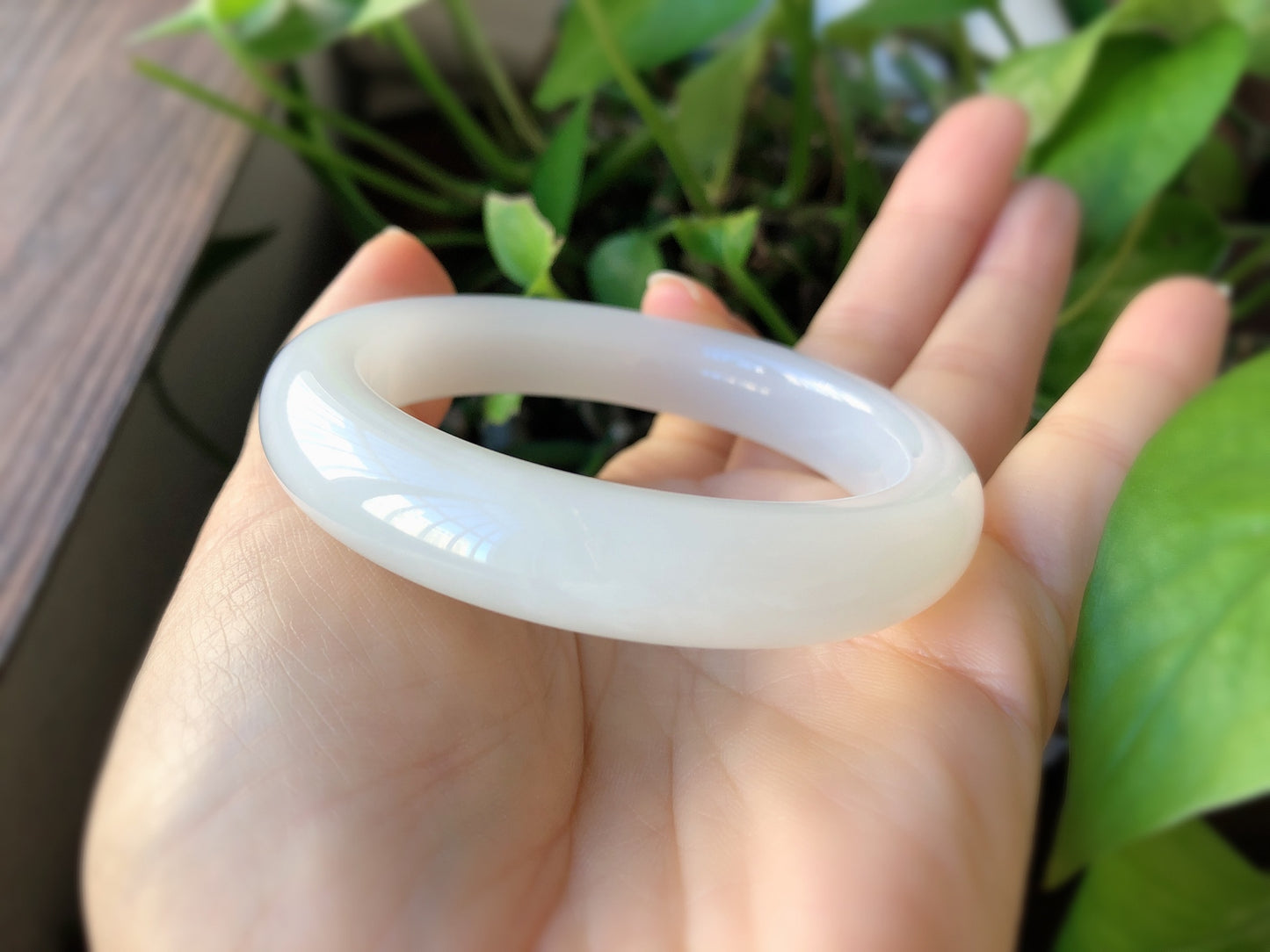 A1017 Inside Diameter 53.8 MM Chinese Hetian Jade Bracelet