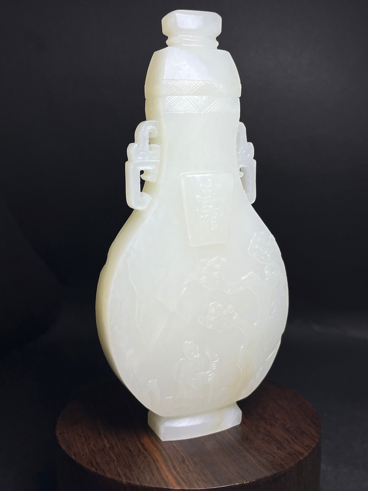 A1024 Superb Chinese White Hetian Jade Pine Tree & Figure Vase