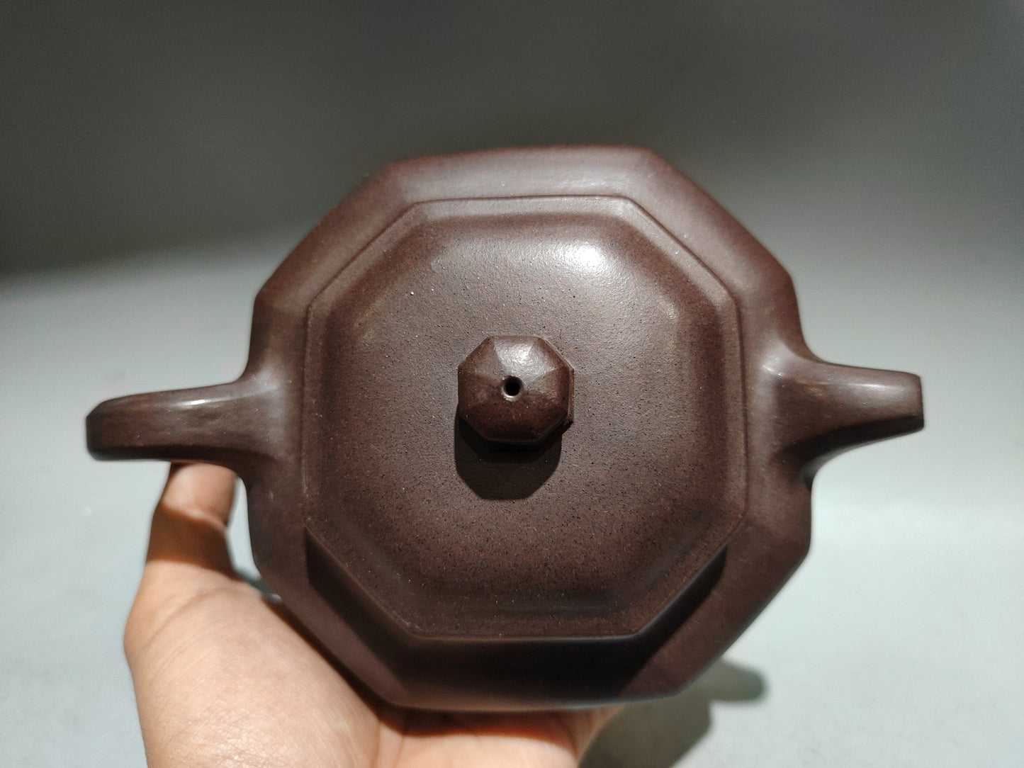 A1030 A Set Chinese Yixing Zisha Clay Teapot & Cups w Artist Signed