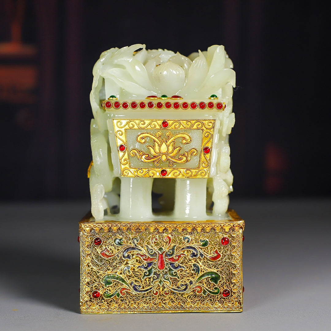 A1032 Exquisite Gold Wires Inlay Hetian Jade Carved Fortune Dragon Seal