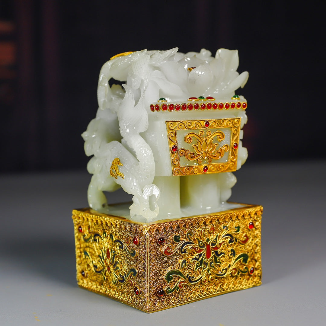 A1032 Exquisite Gold Wires Inlay Hetian Jade Carved Fortune Dragon Seal
