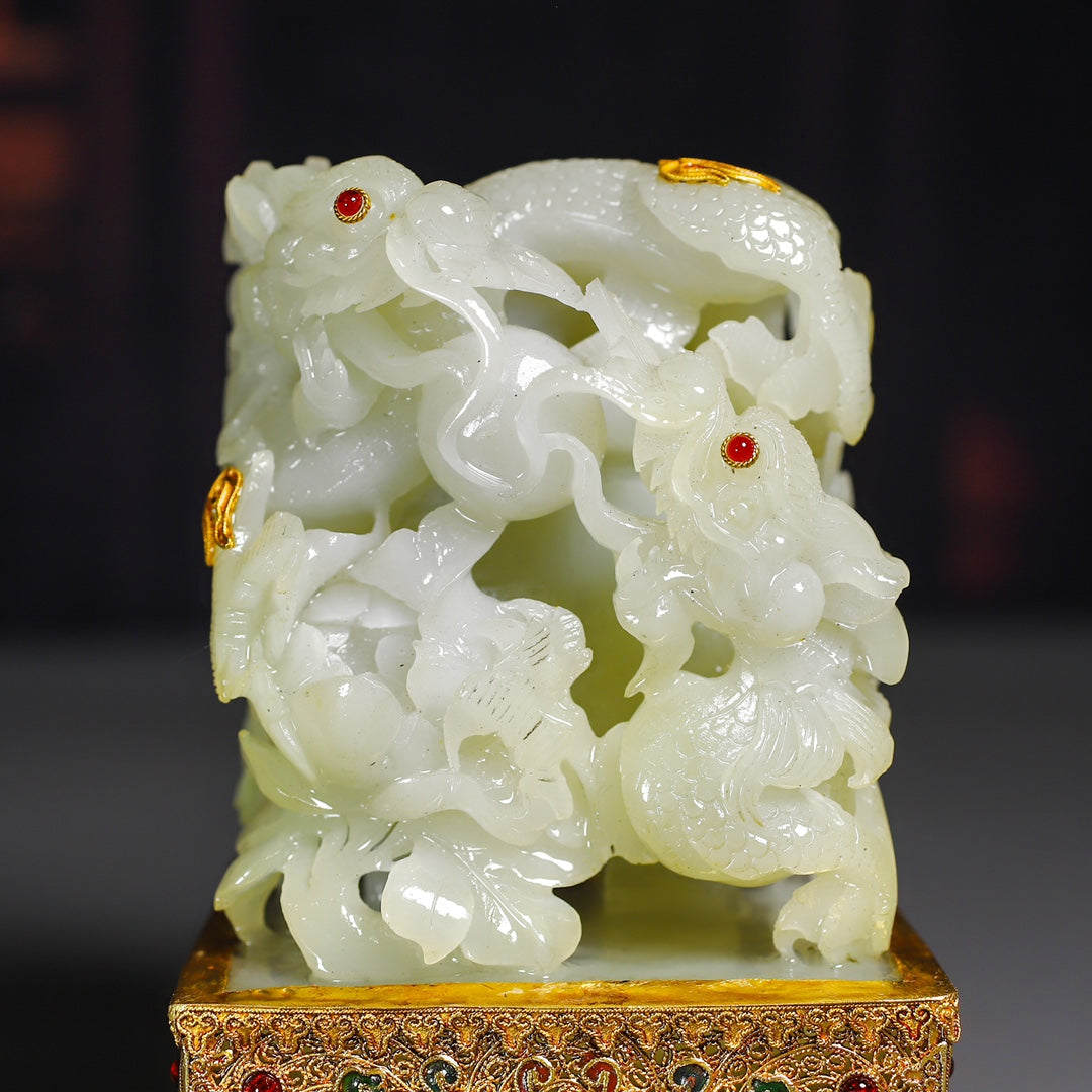 A1032 Exquisite Gold Wires Inlay Hetian Jade Carved Fortune Dragon Seal