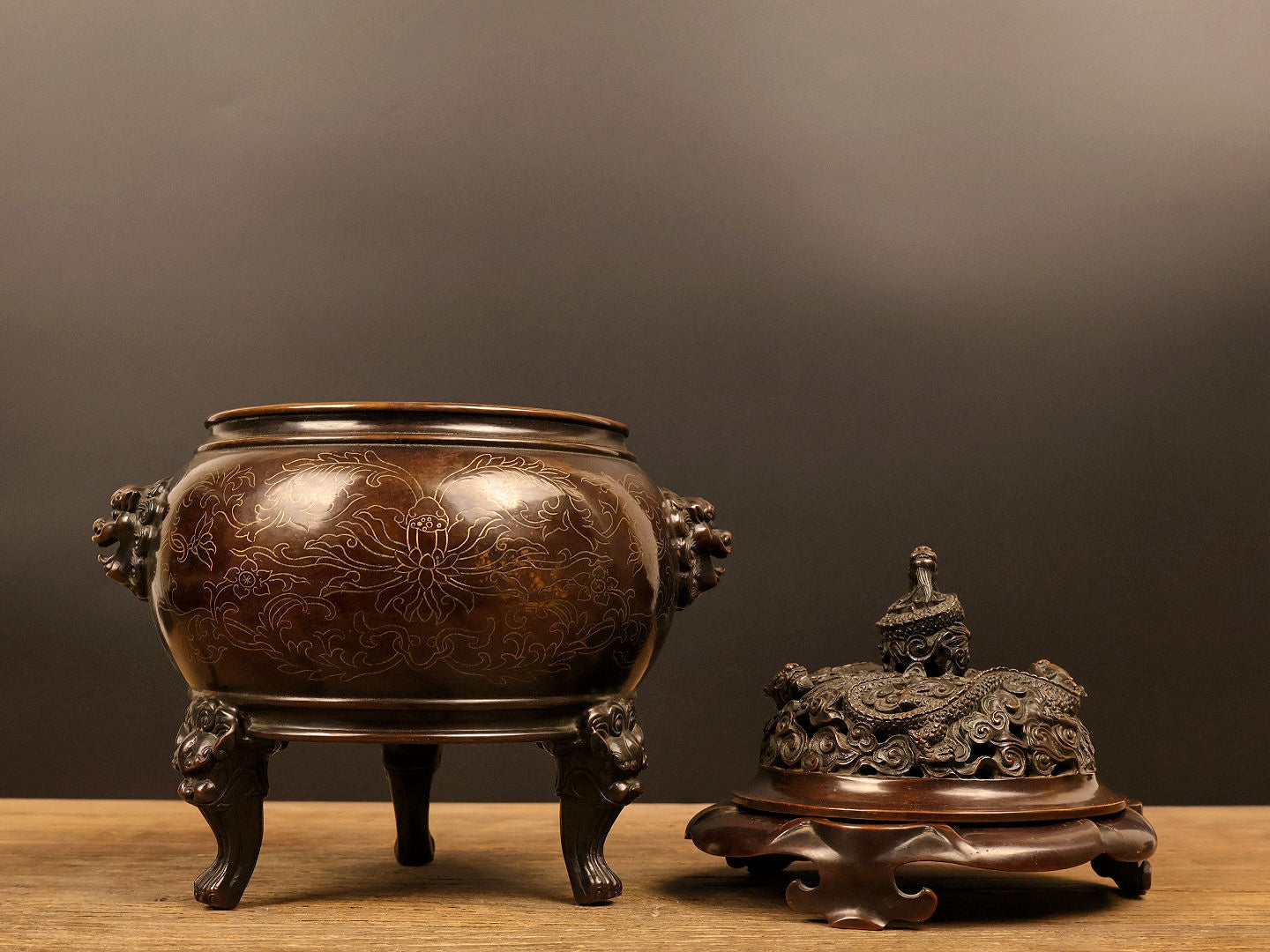 A1033 Vintage Chinese Copper Inlay Silver Wires Double Ears Incense Burner w Base