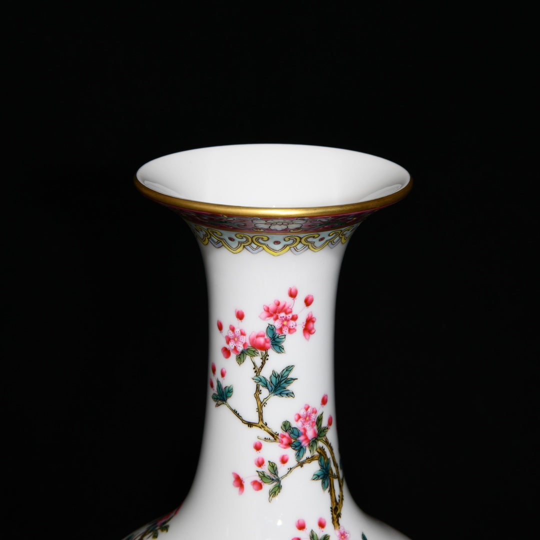 A1039 A Pair Chinese Qing Dynasty Gilt Edge Famille Rose Flowers Bird Design Porcelain Vases