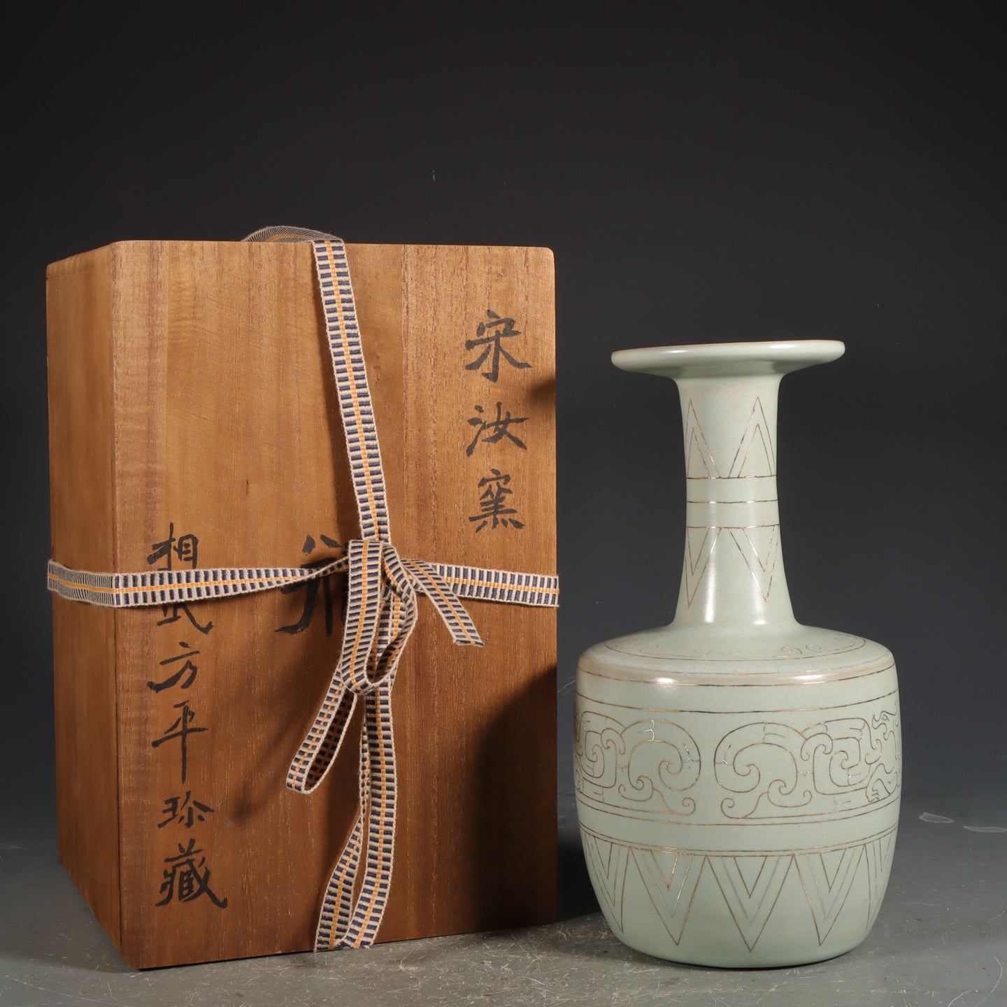 A1055 Chinese Ru Kiln Inlay Silver Wires Porcelain Vase