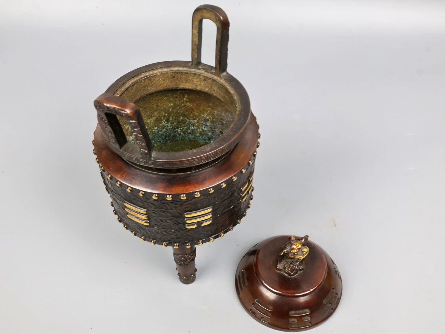 A1070 Vintage Chinese Gilt Gold Copper 3 Legs Double Ears Incense Burner