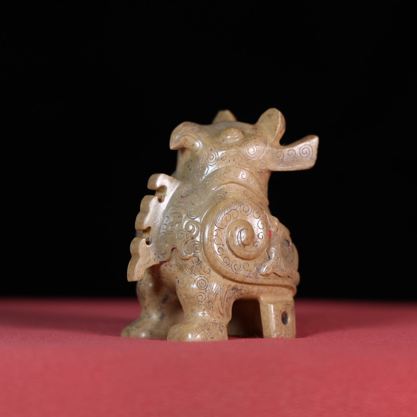 A1077 Superb Vintage Chinese Hetian Jade Carved Divine Bird Statue