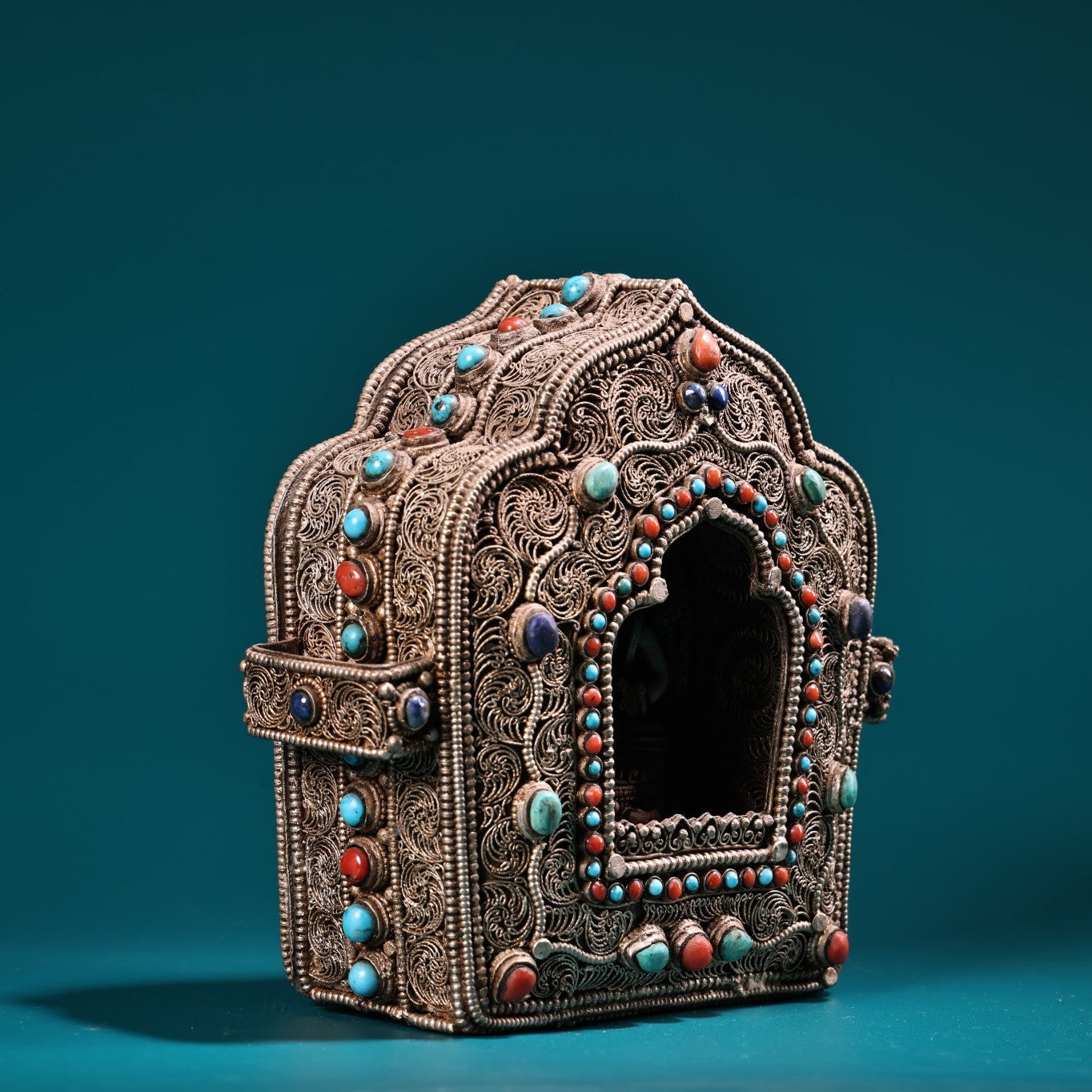 A1081 Tibetan Silver Wires Inlay Turquoise & Lapis Lazuli Buddha Gawu Box