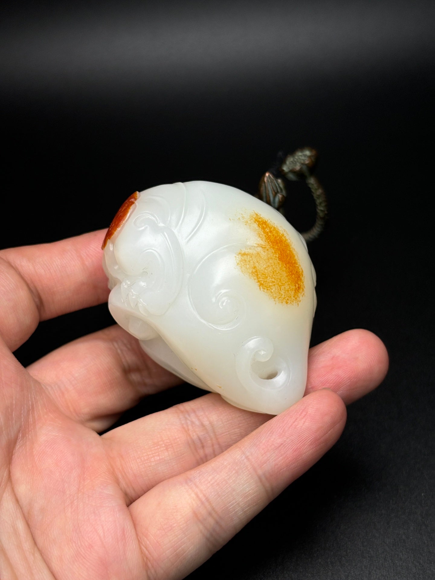 A1084 Superb Chinese Hetian Jade Carved Fortune Pixiu Statue/Pendant