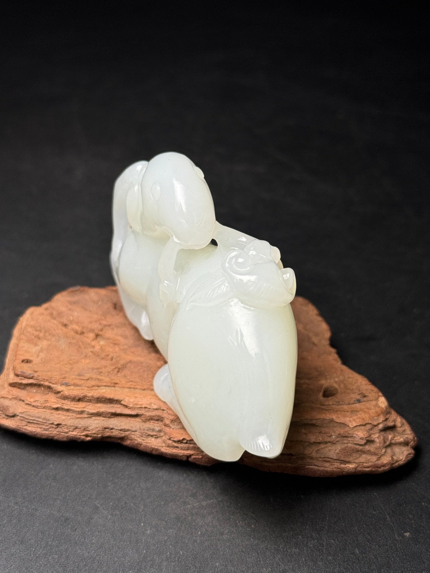 A1099 Superb Chinese Hetian Jade Carved Fortune Sheep Statue/Pendant