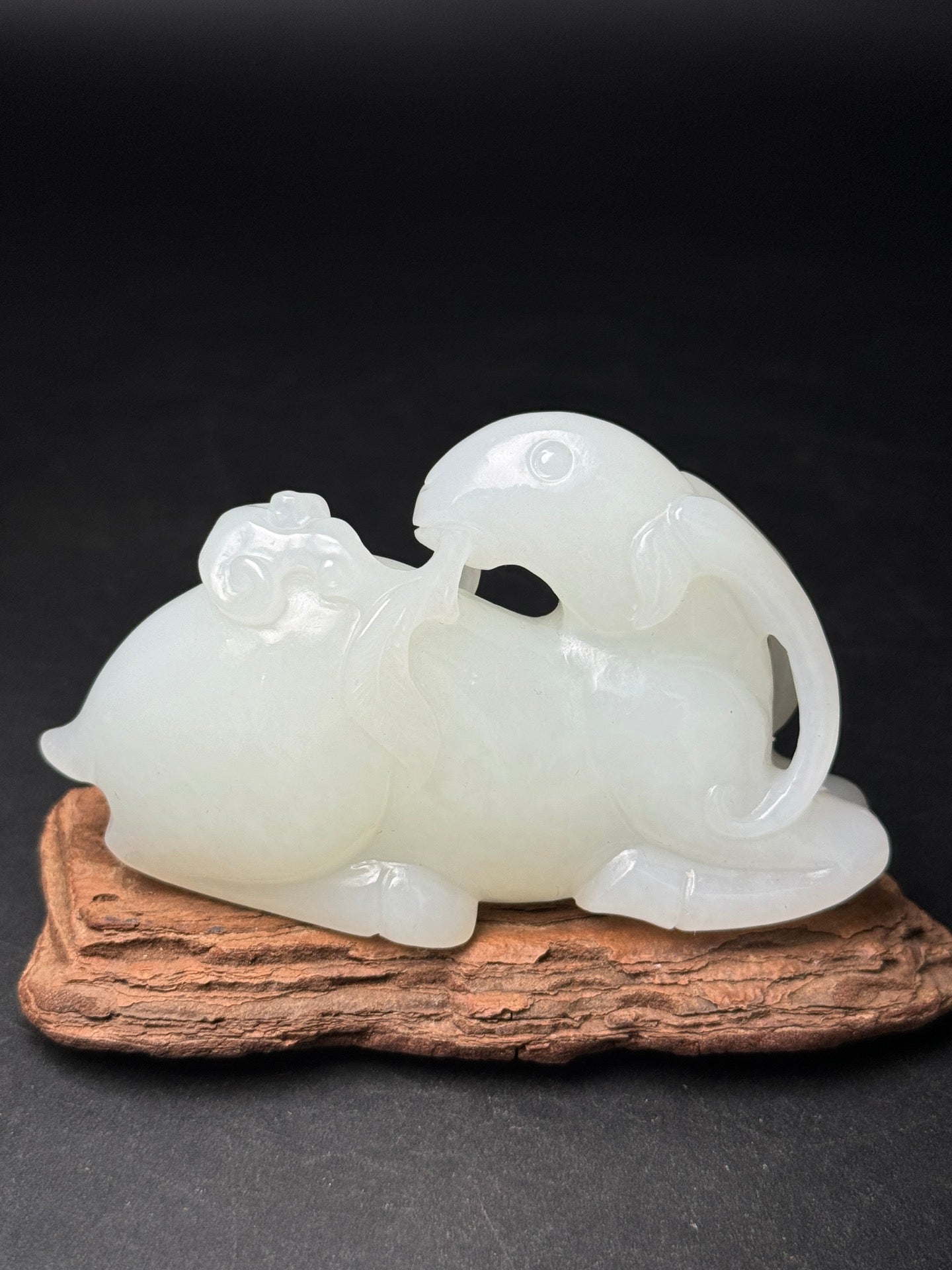 A1099 Superb Chinese Hetian Jade Carved Fortune Sheep Statue/Pendant