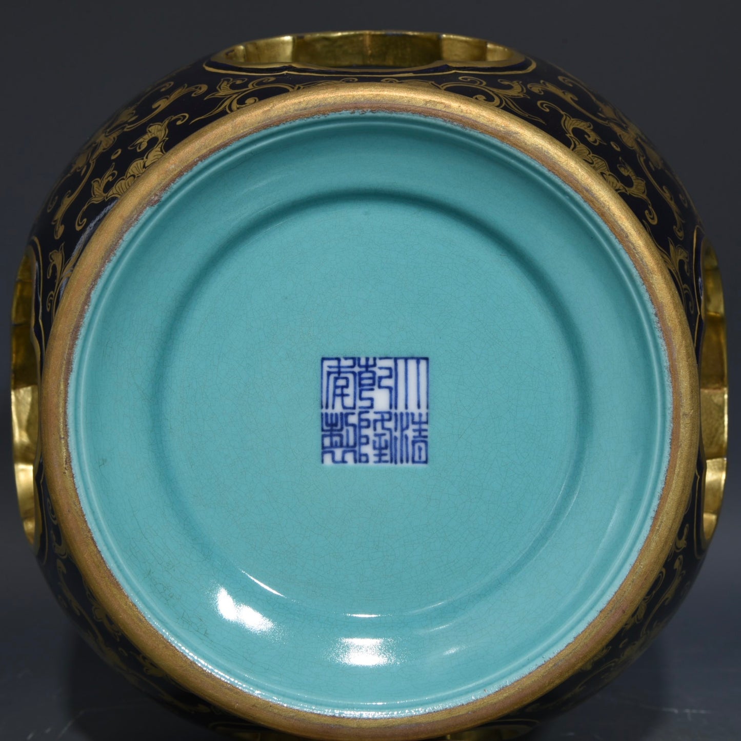 A1113 Chinese Qing Dynasty Gilt Gold Blue Glaze Flowers Design Turn Heart Porcelain Vase
