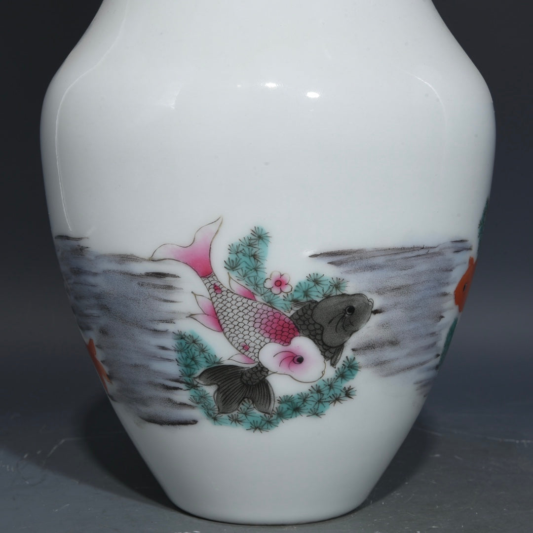 A1113 Chinese Qing Dynasty Gilt Gold Blue Glaze Flowers Design Turn Heart Porcelain Vase