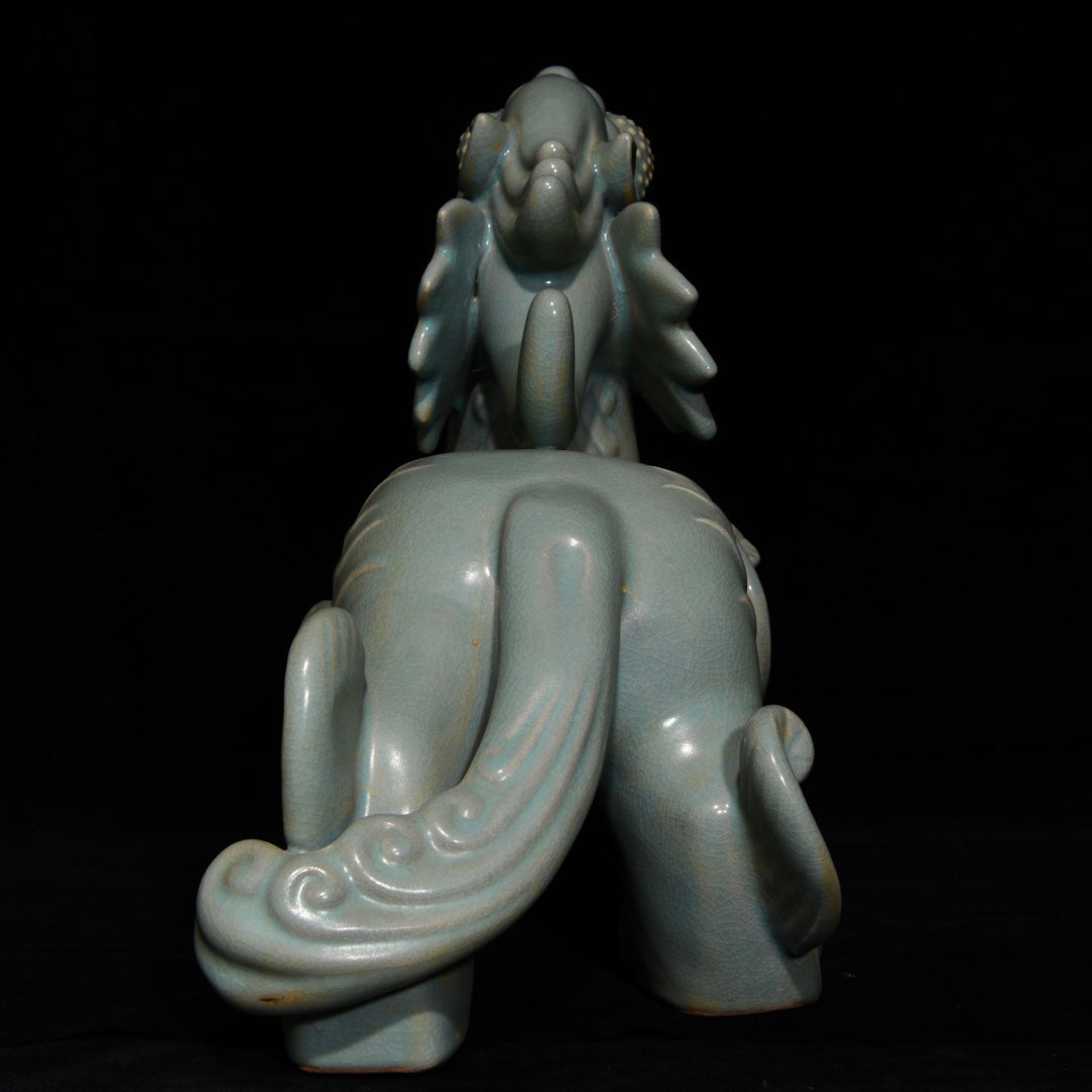 A1119 Chinese Ru Kiln Porcelain Fortune Kylin Statue