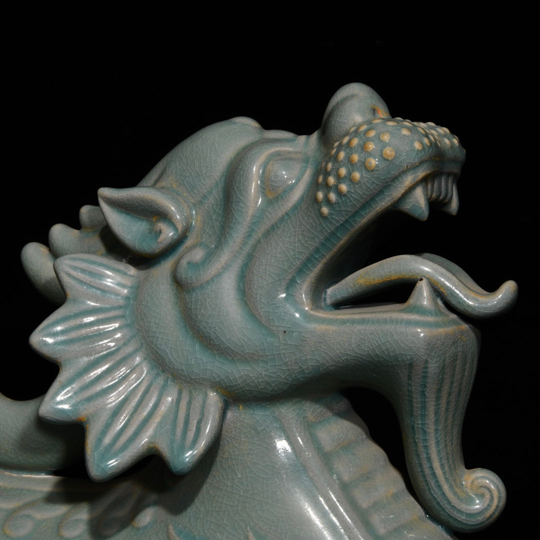 A1119 Chinese Ru Kiln Porcelain Fortune Kylin Statue