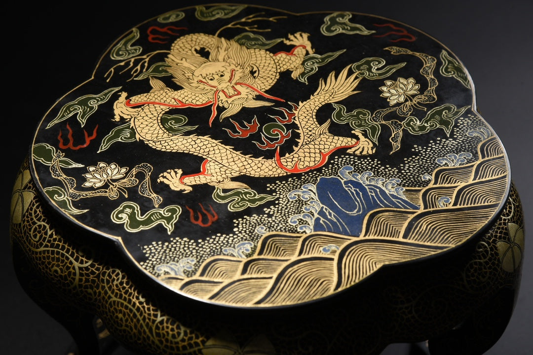 A1128 A Pair Vintage Chinese Gilt Gold Wooden-cored Lacquerware Clouds Dragon Design Small Chair