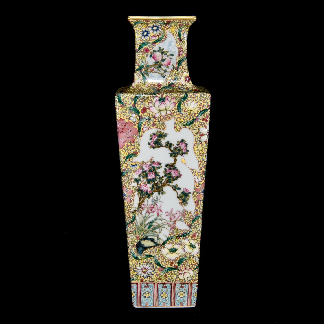 A1149 Chinese Qing Dynasty Gilt Gold Famille Rose Flowers Design Porcelain Vase