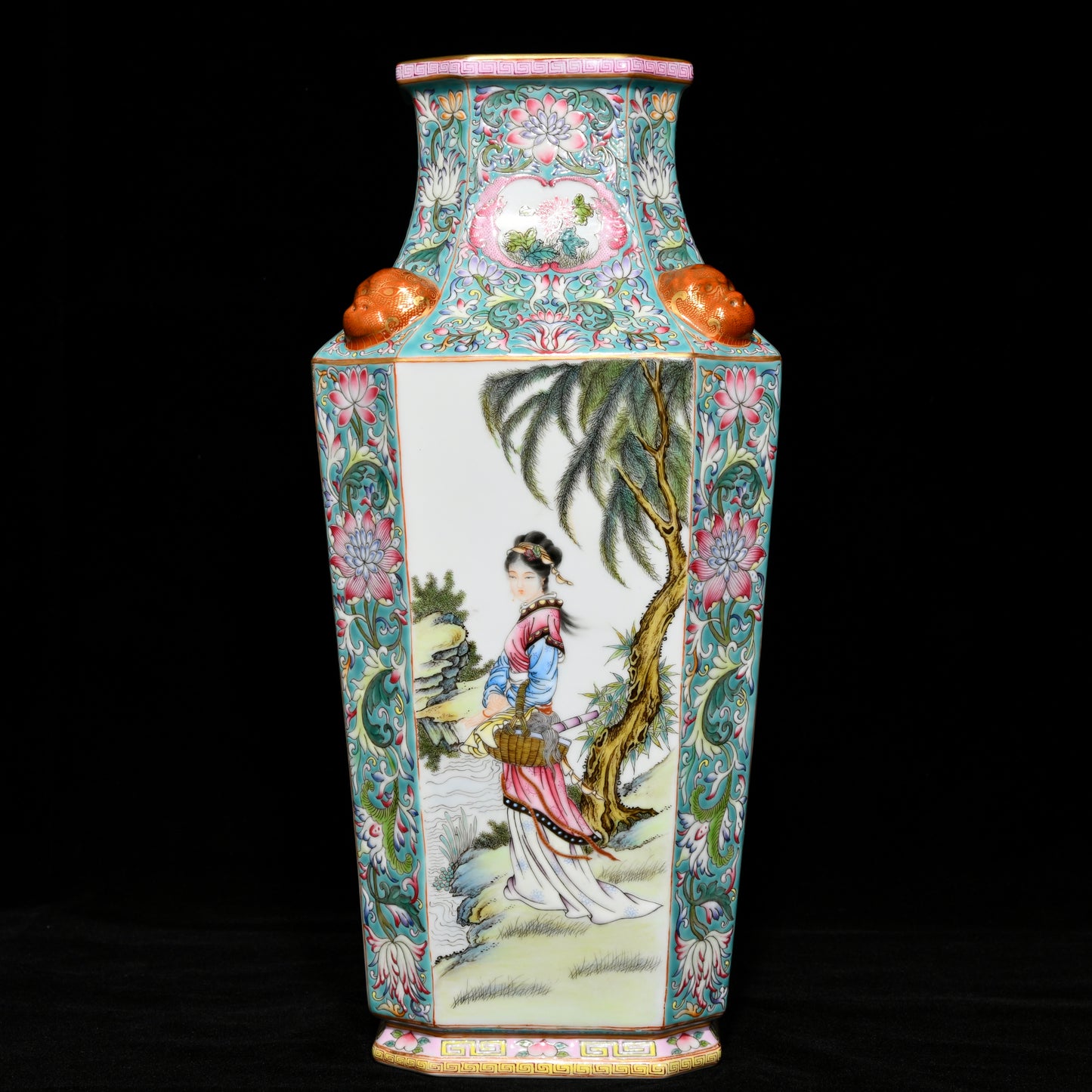 A1156 Chinese Qing Dynasty Gilt Edge Famille Rose Beautiful Woman Design Porcelain Vase