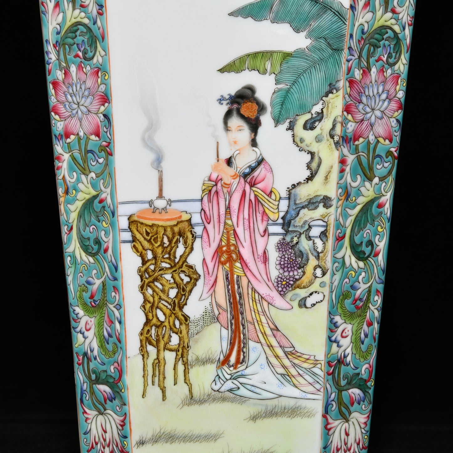 A1156 Chinese Qing Dynasty Gilt Edge Famille Rose Beautiful Woman Design Porcelain Vase