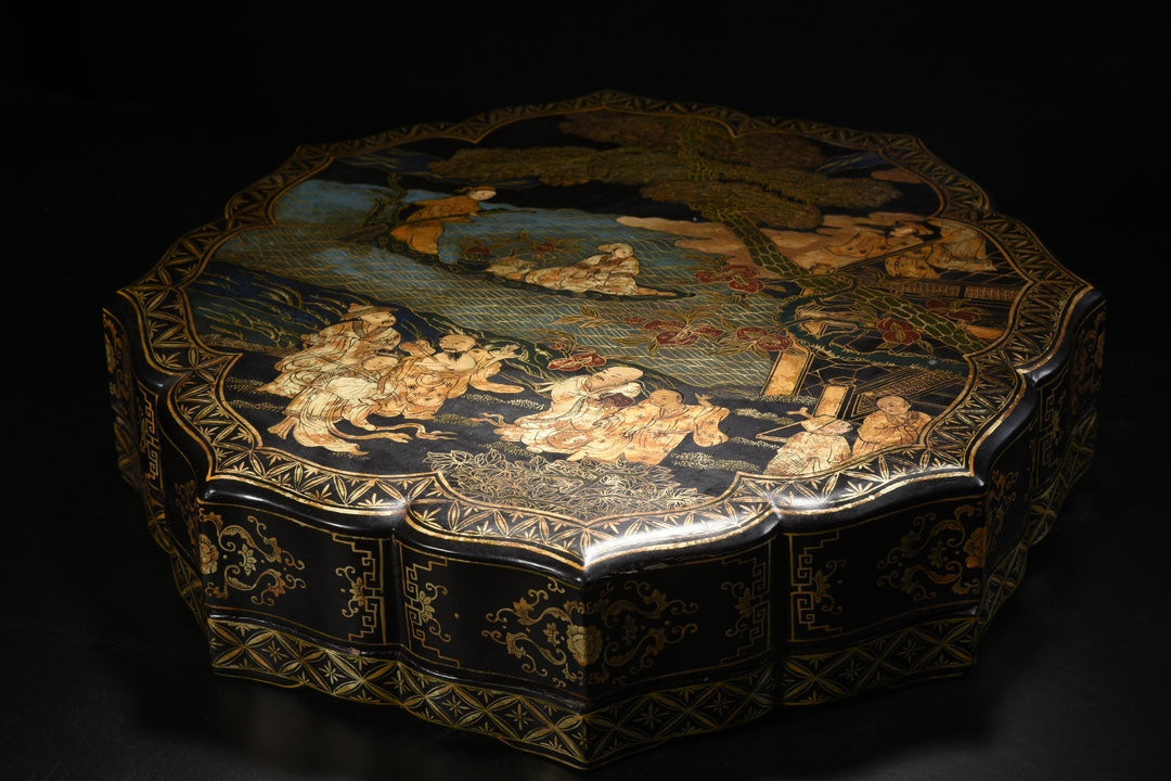 A1163 Chinese Gilt Gold Wooden-cored Lacquerware Eight Taoism Deity Jewellery Box