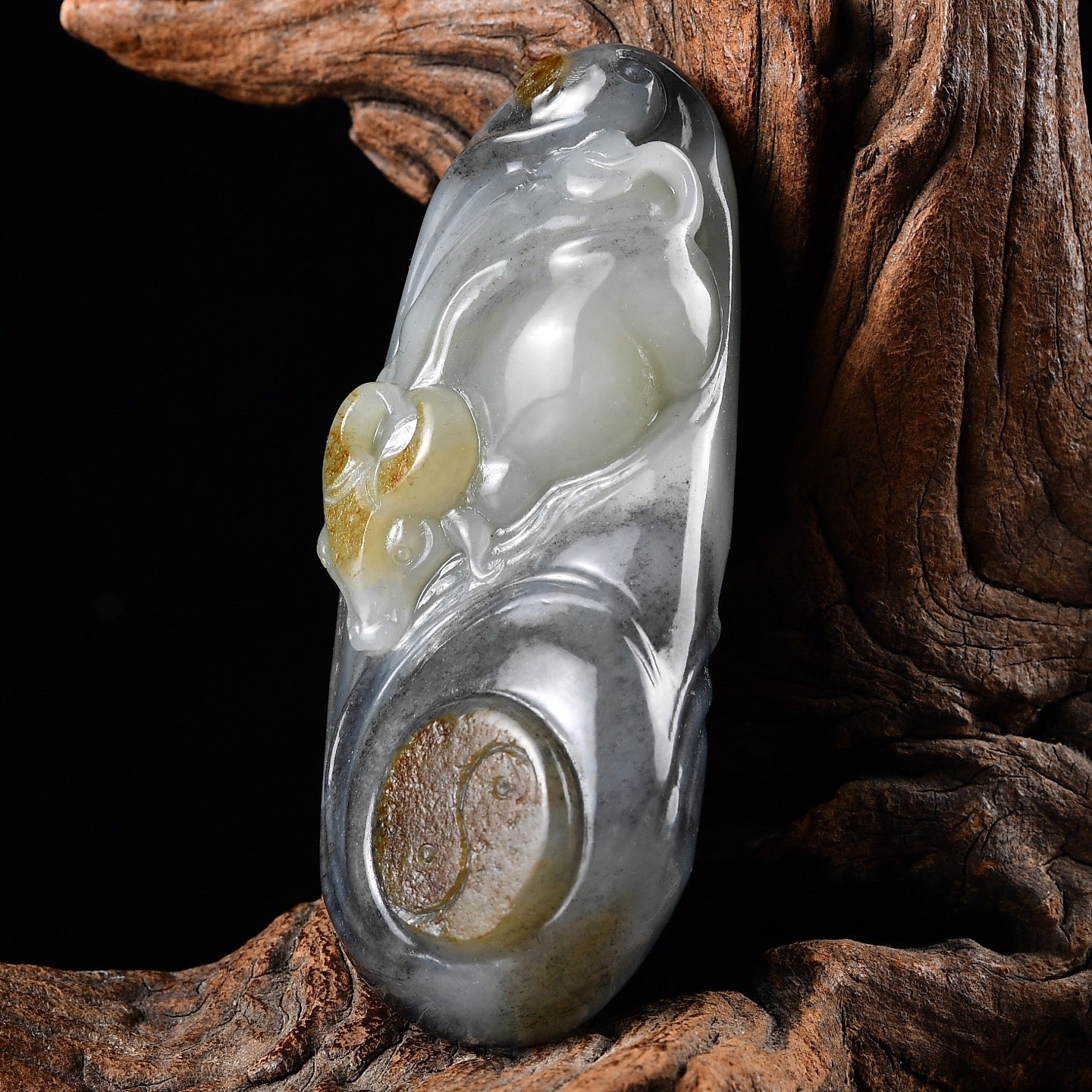 A1165 Superb Chinese Hetian Jade Carved Fortune Ox Pendant