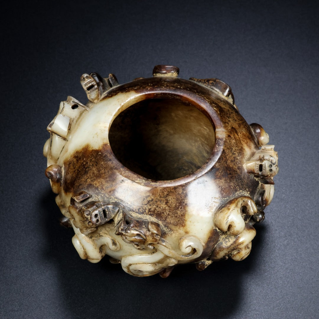 A1167 Vintage Chinese Hetian Jade High Relief Chi Dragon Pot