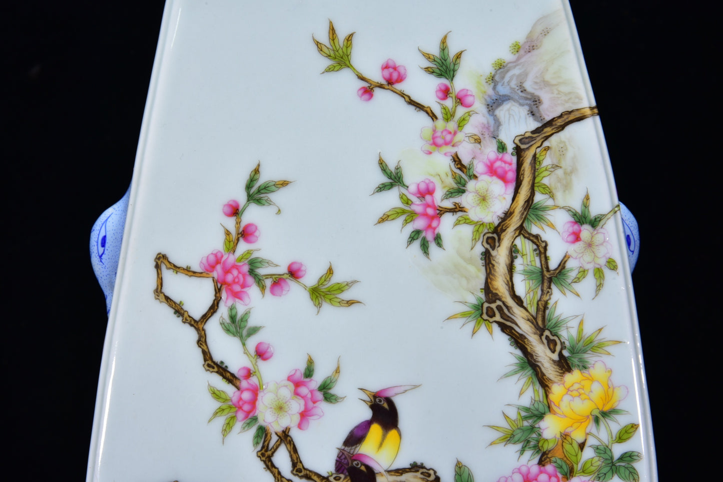 A1171 Chinese Qing Dynasty Famille Rose Flowers Bird Design Porcelain Vase