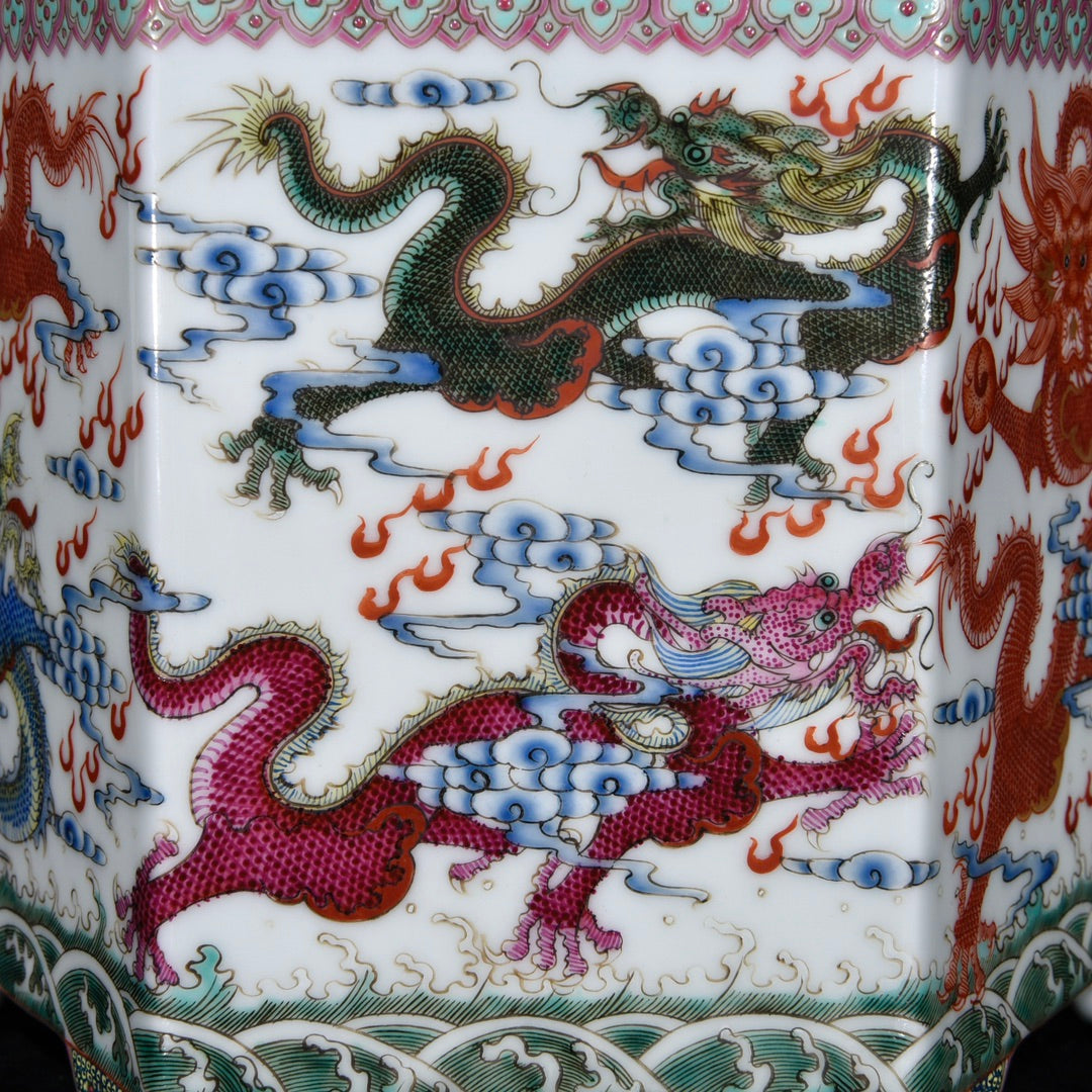 A1190 Chinese Qing Dynasty Gilt Edge Famille Rose Clouds Dragon Design Porcelain Brush Pot