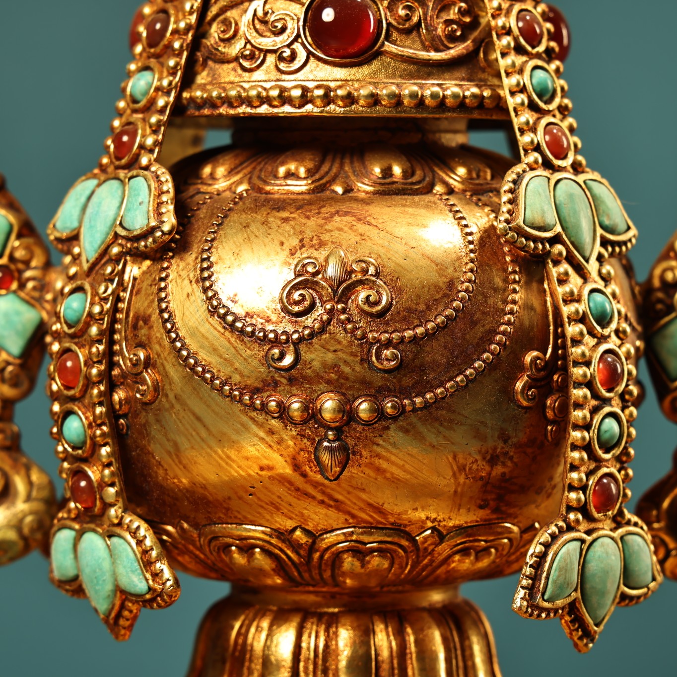 A1192 Tibetan Buddhism Gilt Gold Copper Inlay Turquoise Shrines Statue