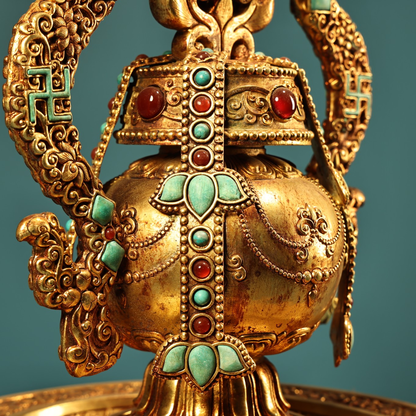 A1192 Tibetan Buddhism Gilt Gold Copper Inlay Turquoise Shrines Statue