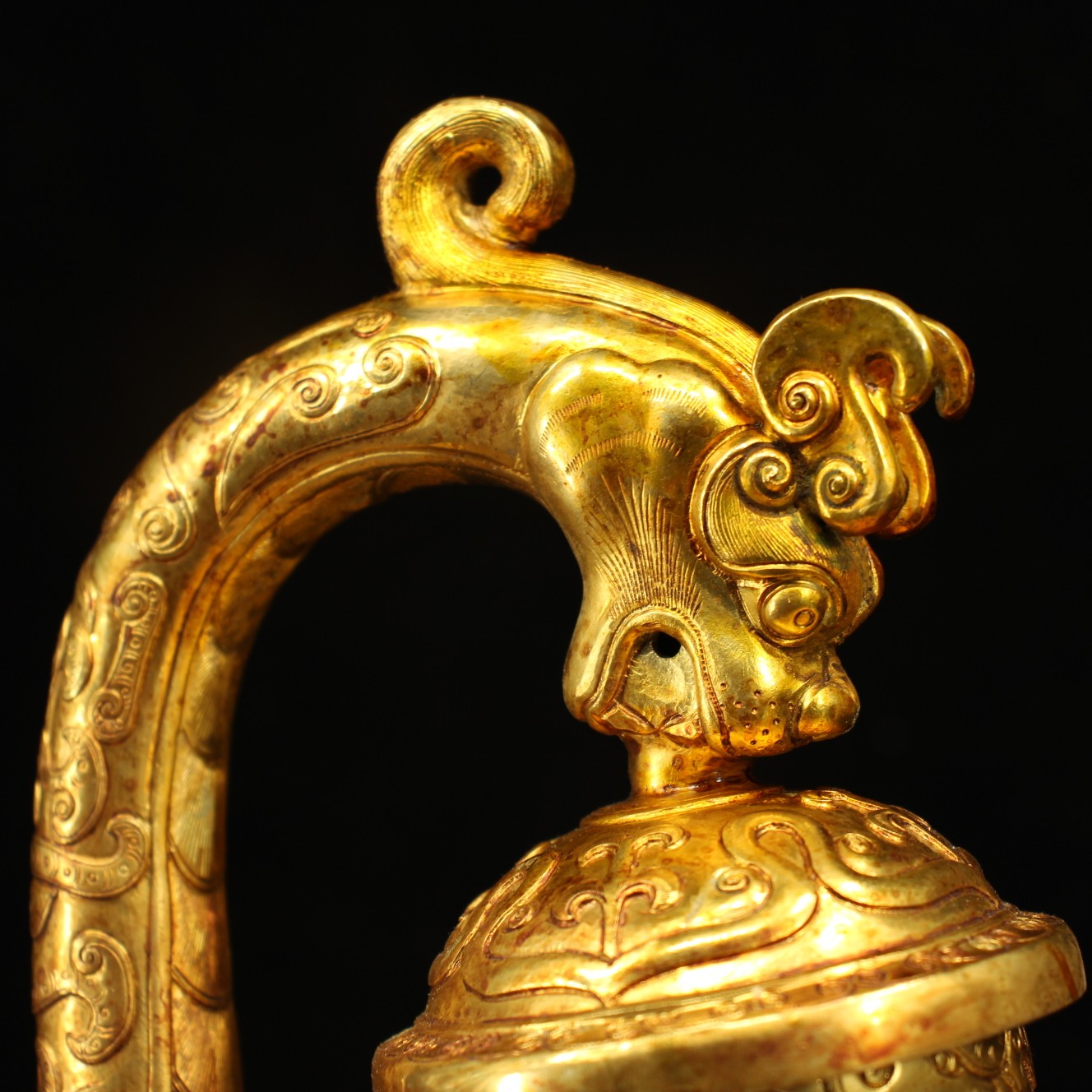 A1197 Superb Vintage Chinese Gilt Gold Copper Rhinoceros Palace Lantern