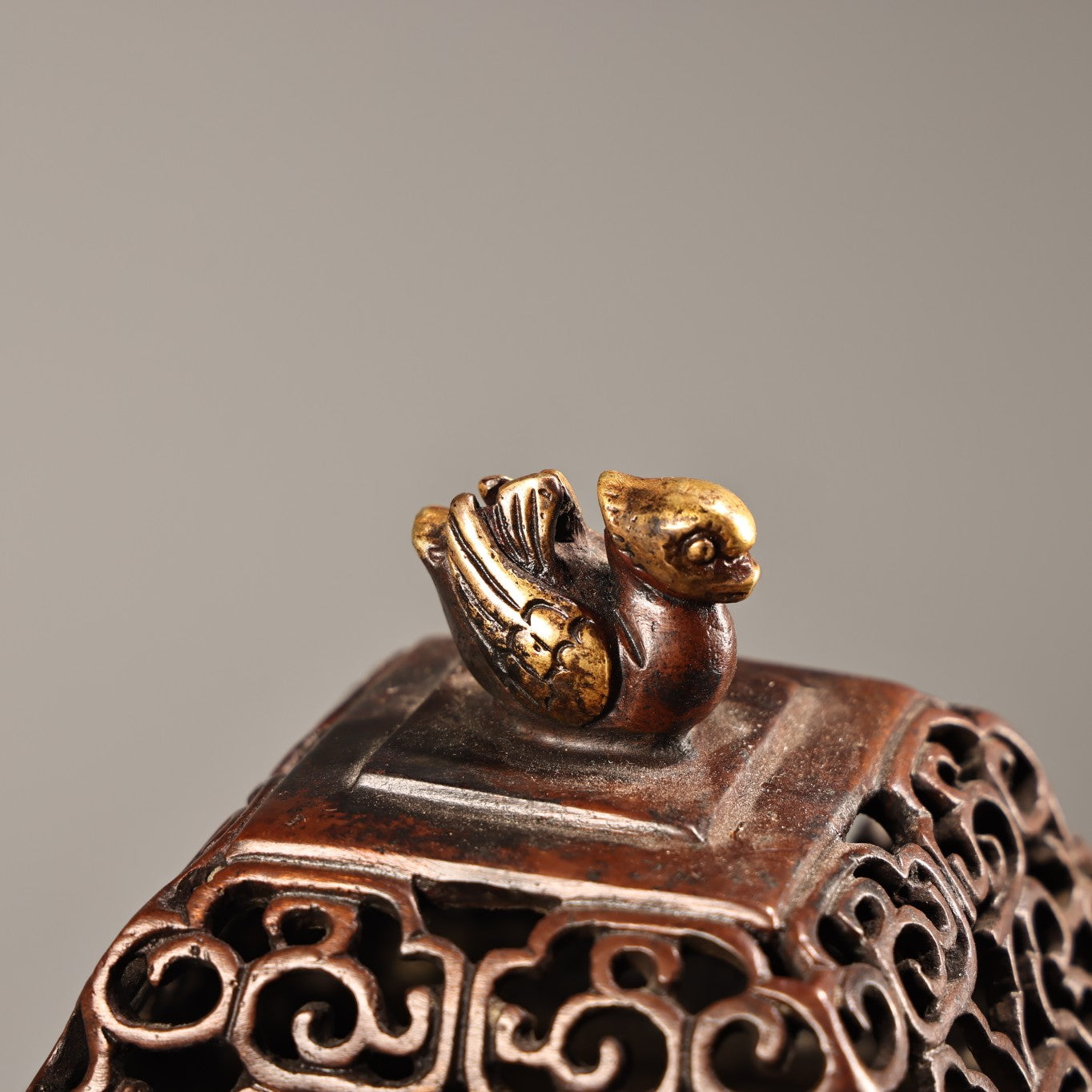 A1215 Vintage Chinese Gilt Gold Copper Double Ear Incense Burner