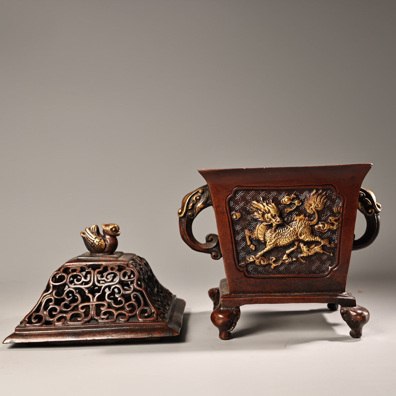 A1215 Vintage Chinese Gilt Gold Copper Double Ear Incense Burner