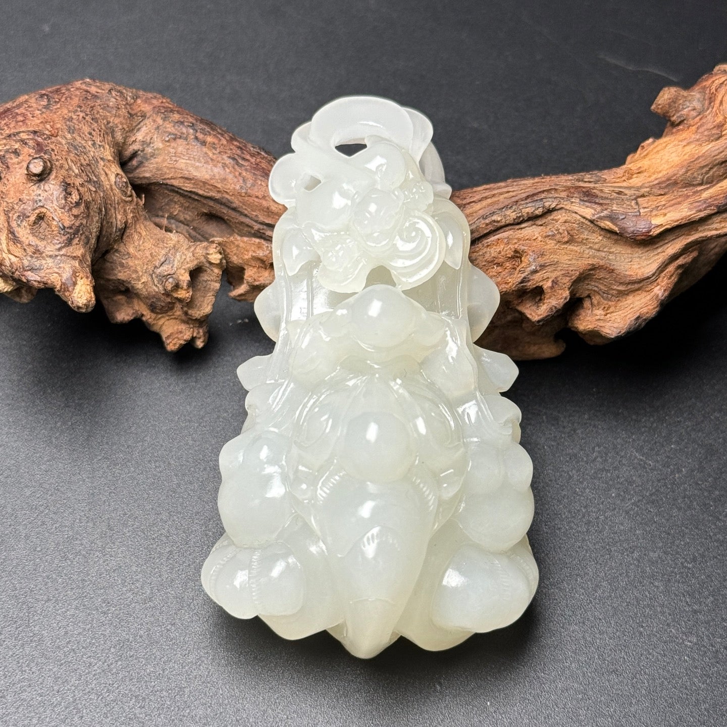 A1221 Chinese Hetian Jade Carved Beast Face Pendant