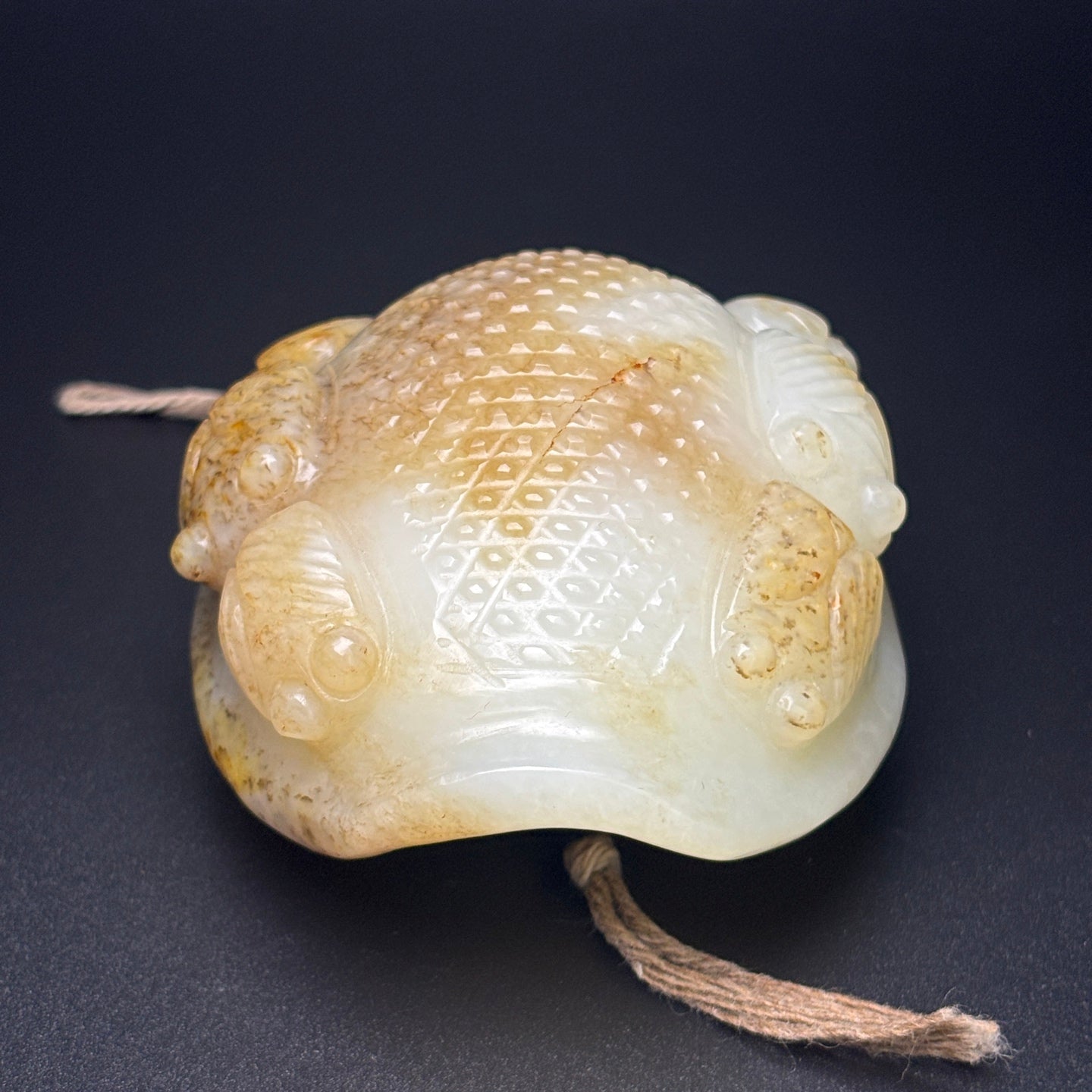 A1224 Vintage Chinese Hetian Jade Carved Turtle Statue
