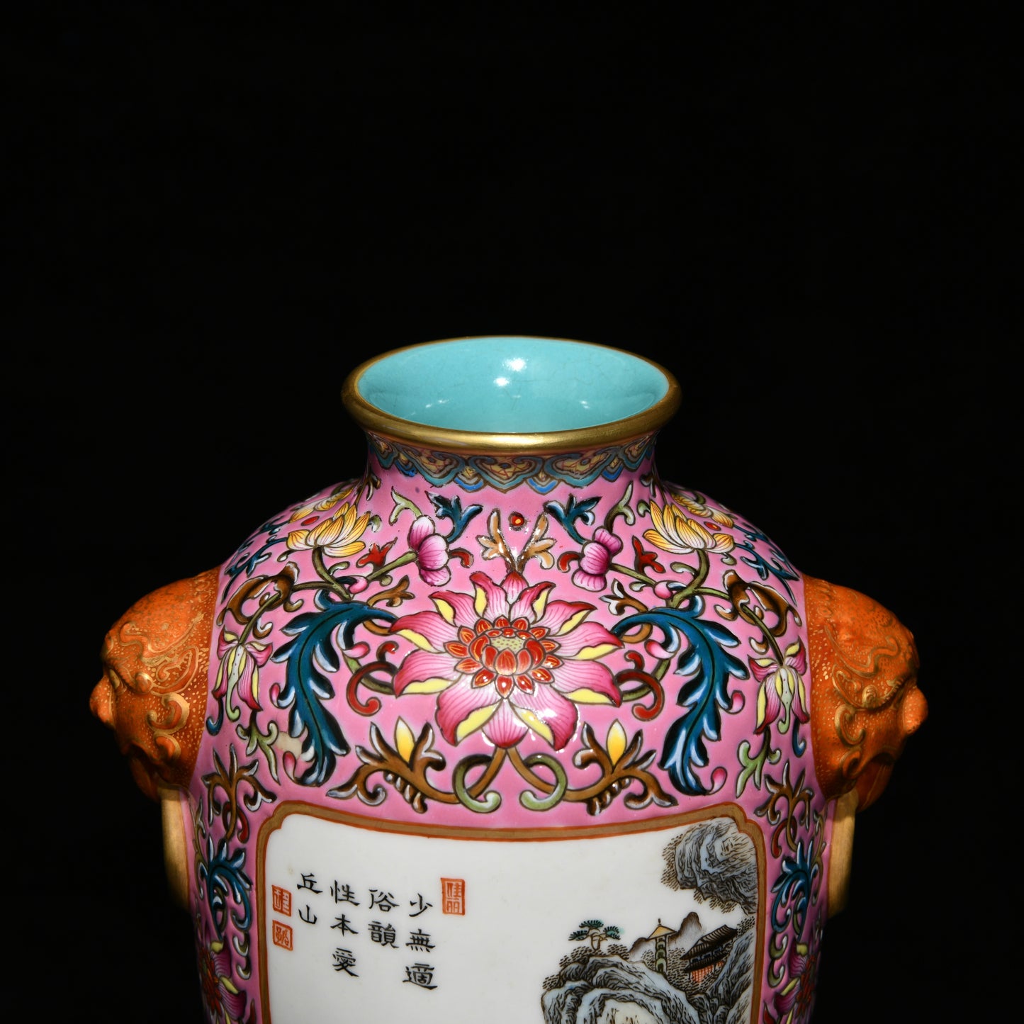 A1225 Chinese Qing Dynasty Gilt Edge Famille Rose Mountain River Scene Design Porcelain Vase