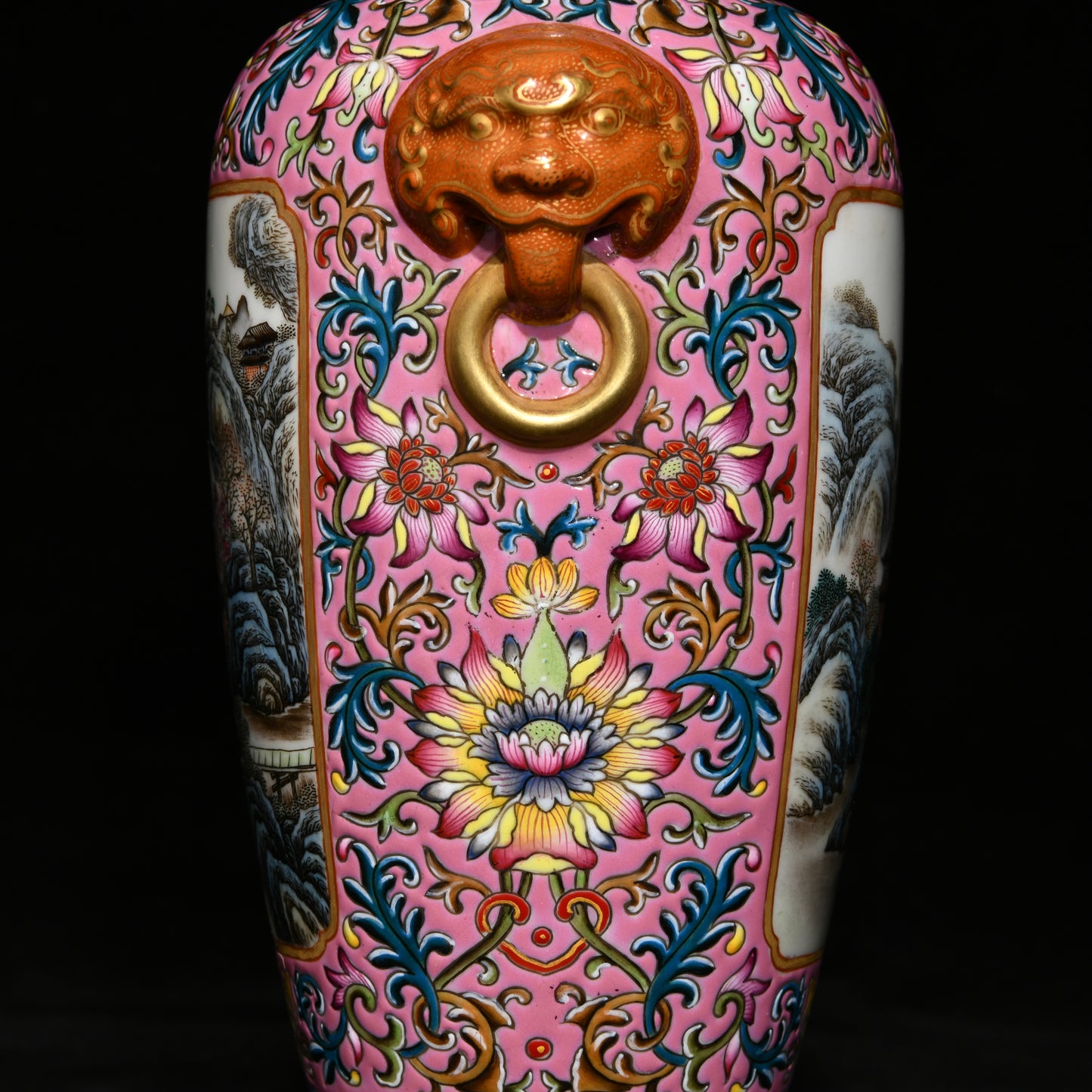 A1225 Chinese Qing Dynasty Gilt Edge Famille Rose Mountain River Scene Design Porcelain Vase