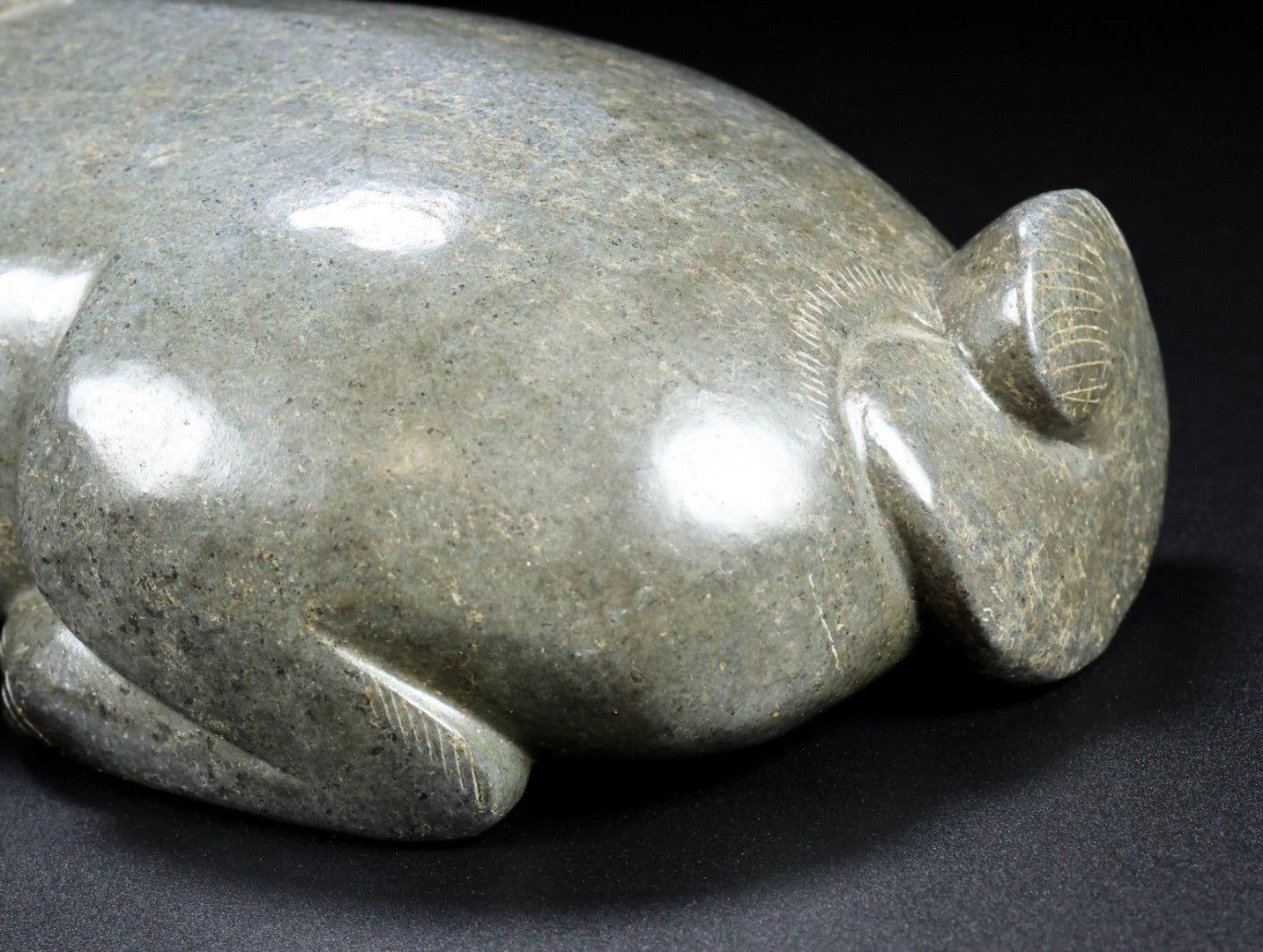 A1227 Superb Old Chinese Hetian Jade Carved Bear Statue