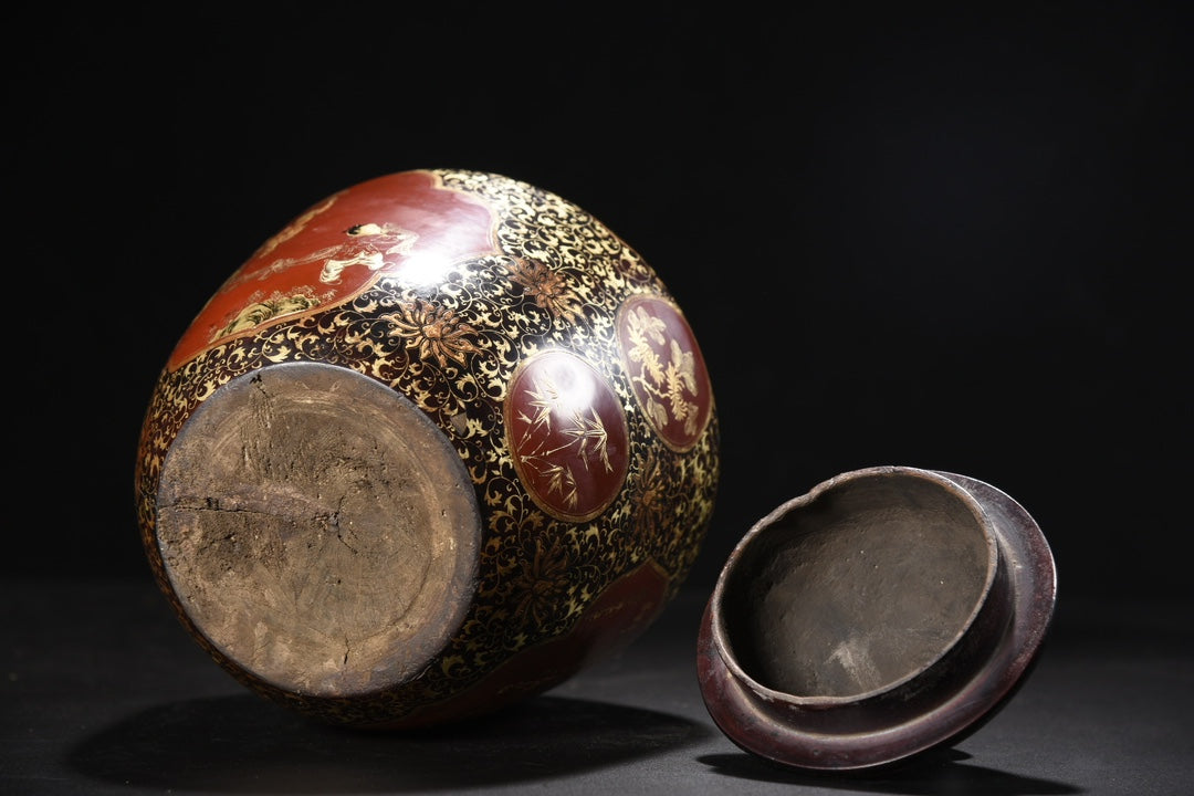 A1234 Chinese Gilt Gold Lacquerware Urchin Design Pot