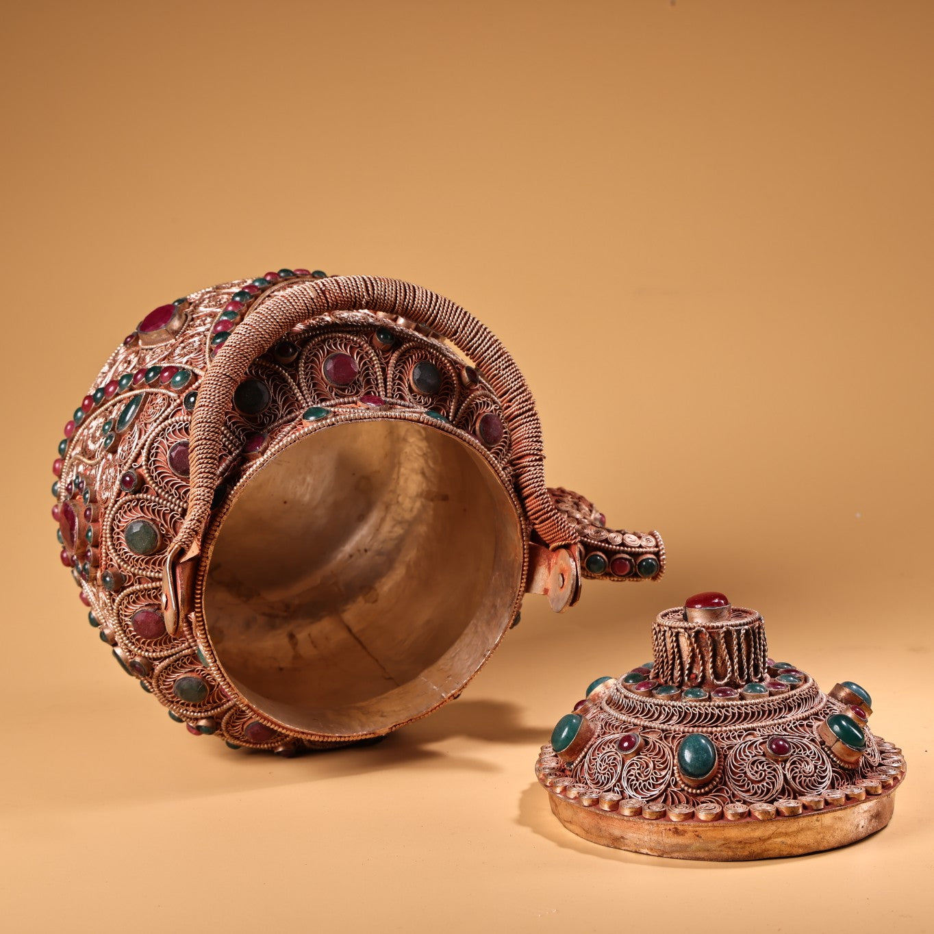 A1238 Tibetan Silver Wires Inlay Gems Handle Teapot